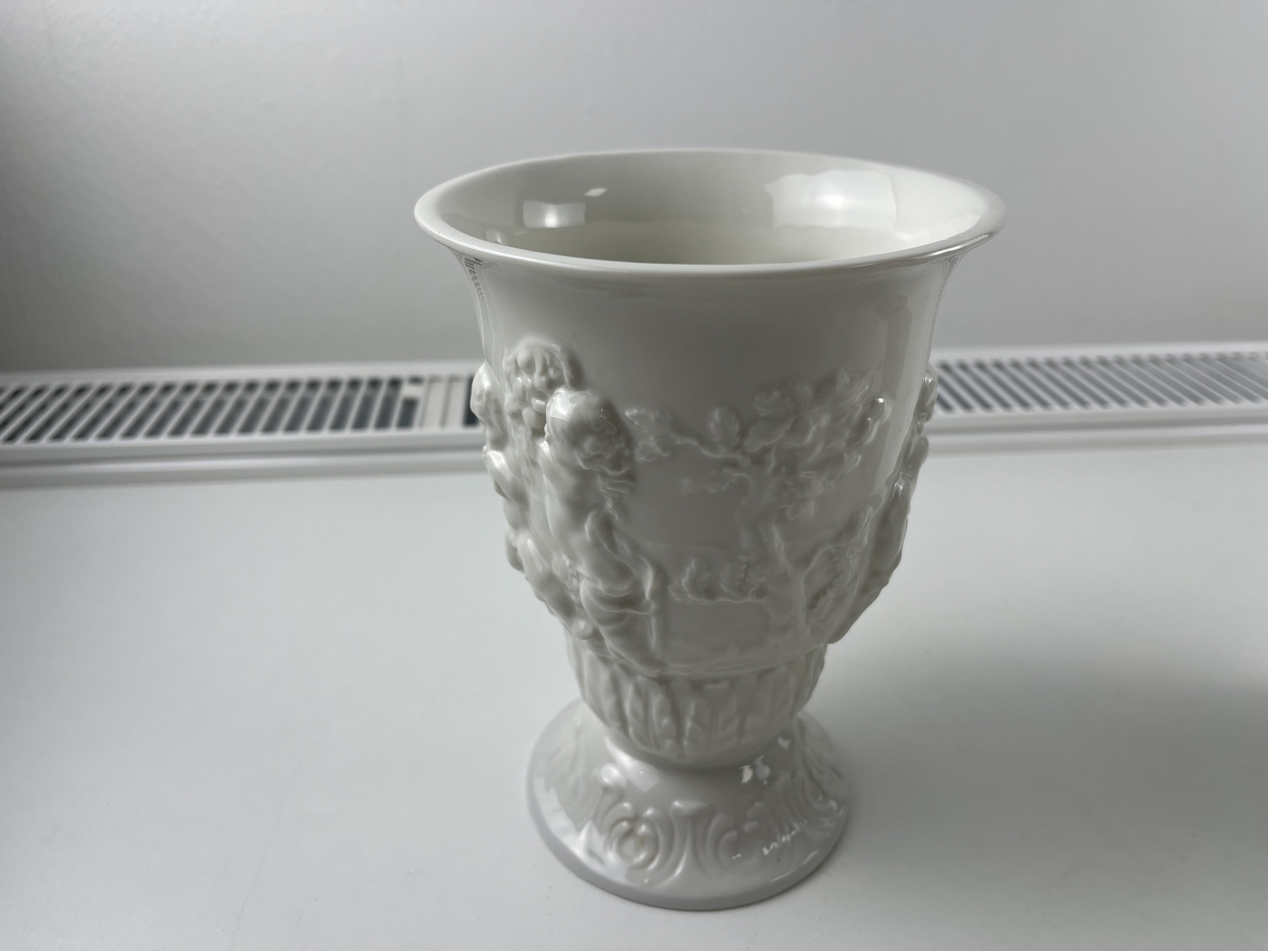 PMP Sammler Porzellan Figur Vase 18 cm. Top Zustand    