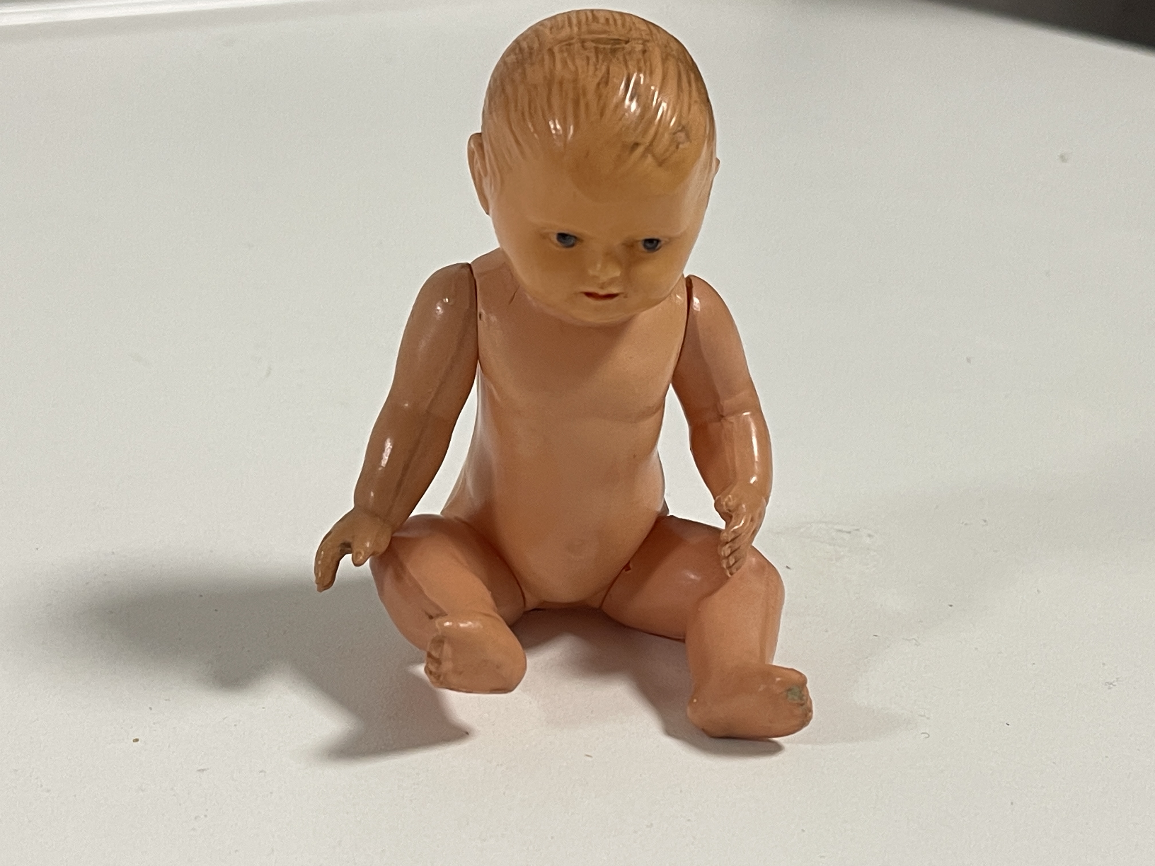 Künstlerpuppe alte Zelluloid Puppe 11 cm Zustand siehe Fotos 