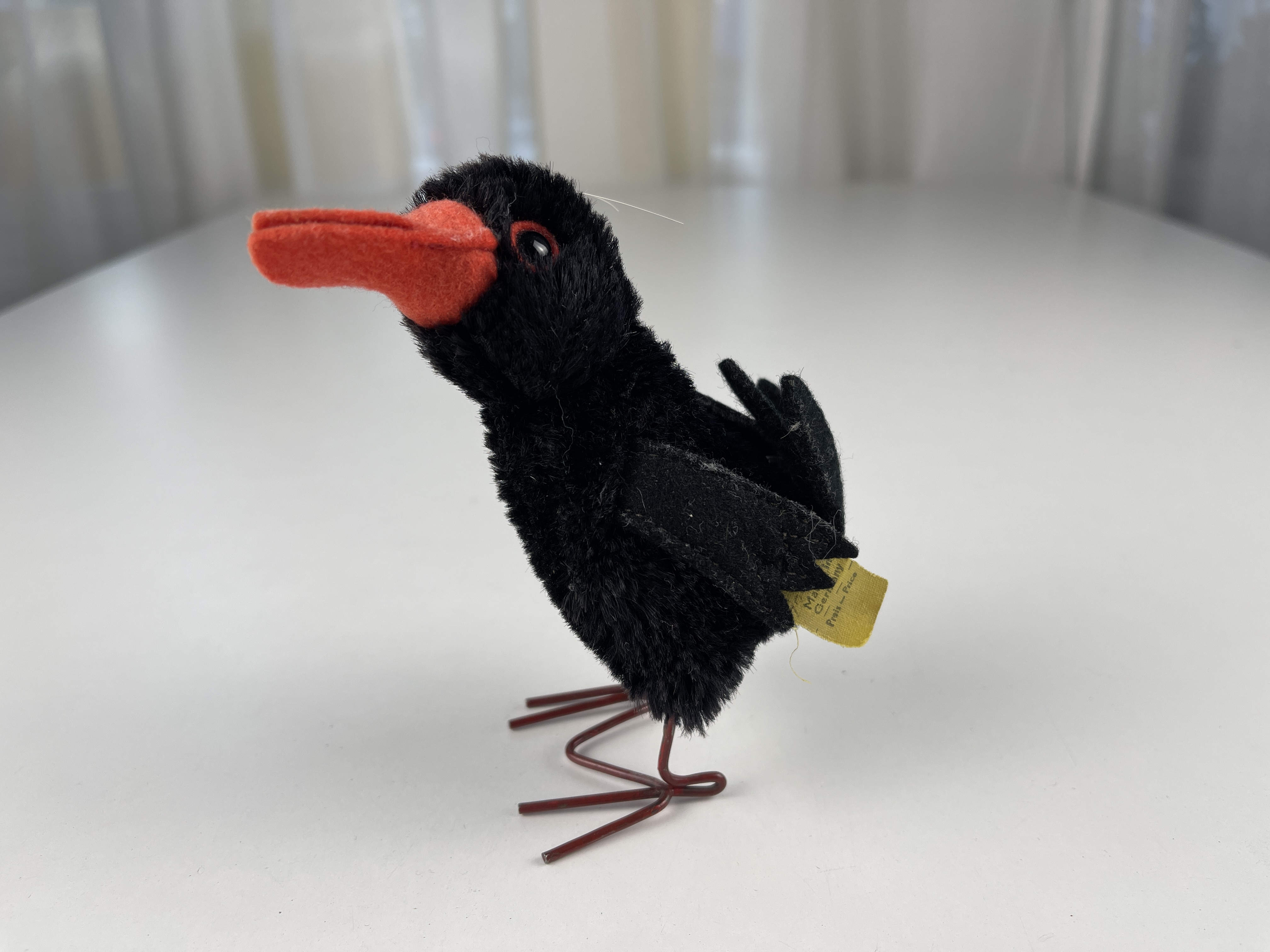 Steiff Tier Stofftier 7312.00 Rabe Hucky 12 cm. Zustand siehe Fotos 