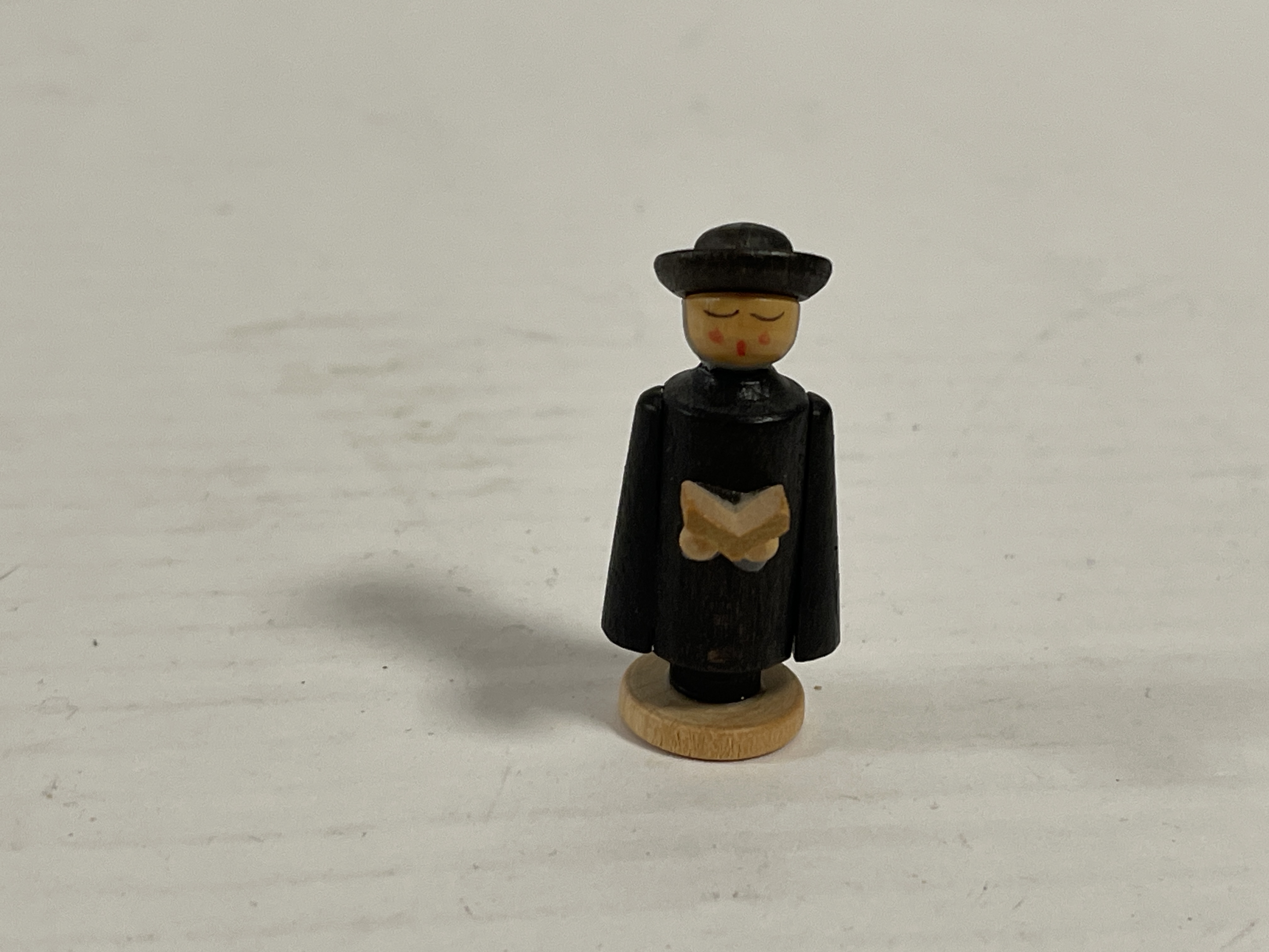 Erzgebirge Figur 4,5 cm. Top Zustand  