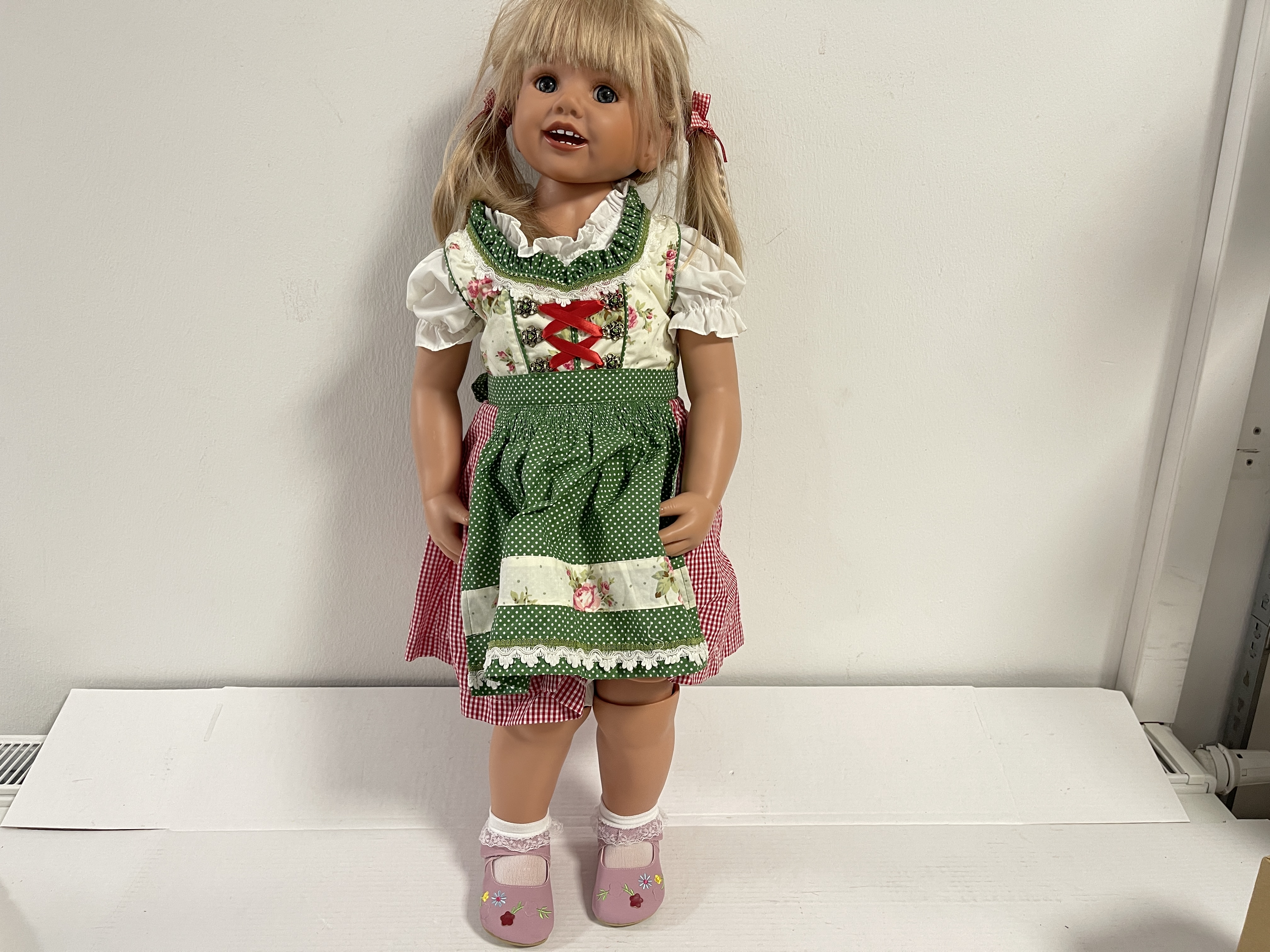 Künstlerpuppe Puppe Monika Peter Leicht Vinyl Puppe 82 cm. Top Zustand 