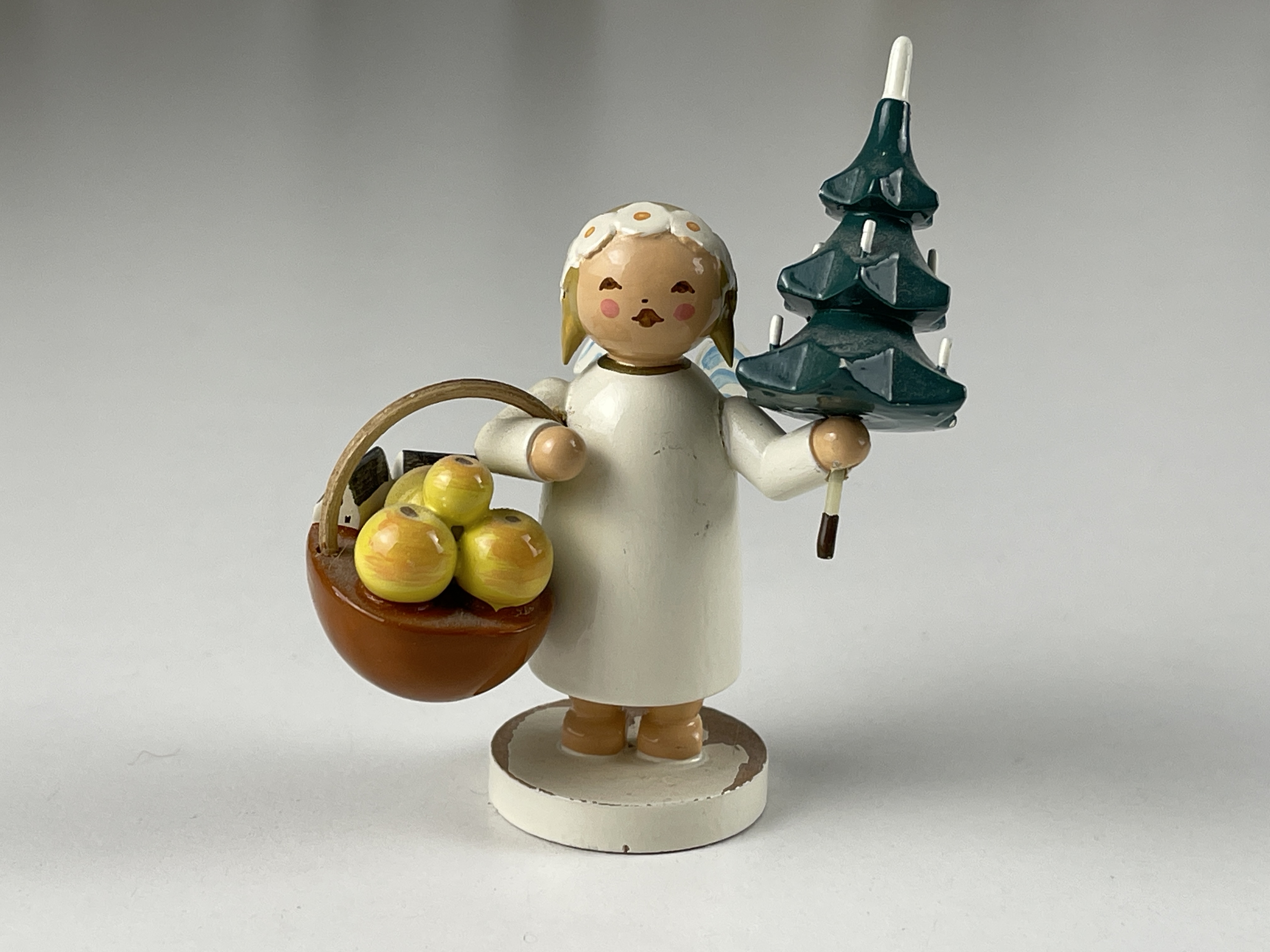 Wendt und Kühn Erzgebirge Figur Engel 8 cm. Zustand siehe Fotos  