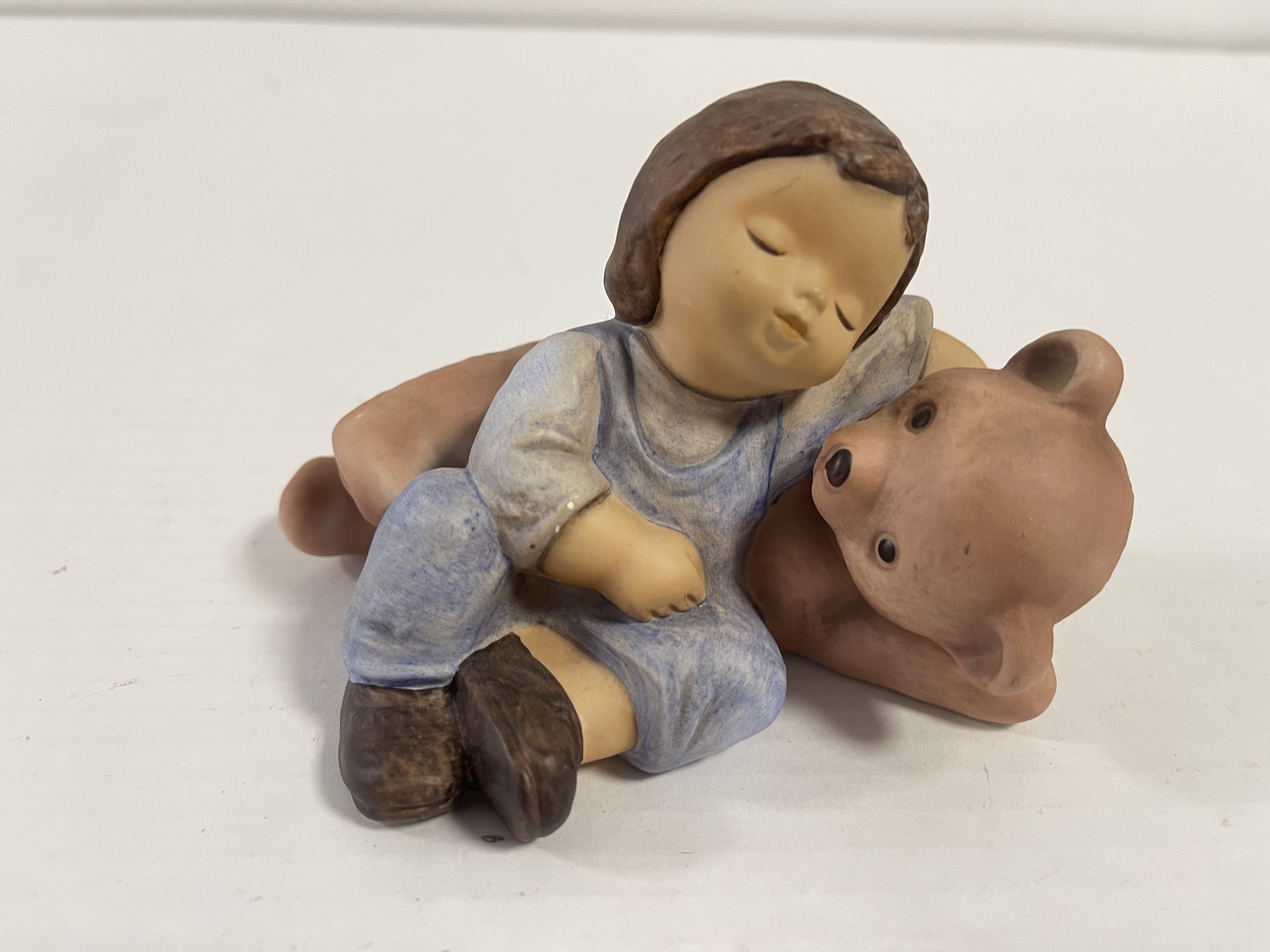  Goebel Figur Nina Marco 11 x 9 cm - 1 Wahl. Top Zustand 