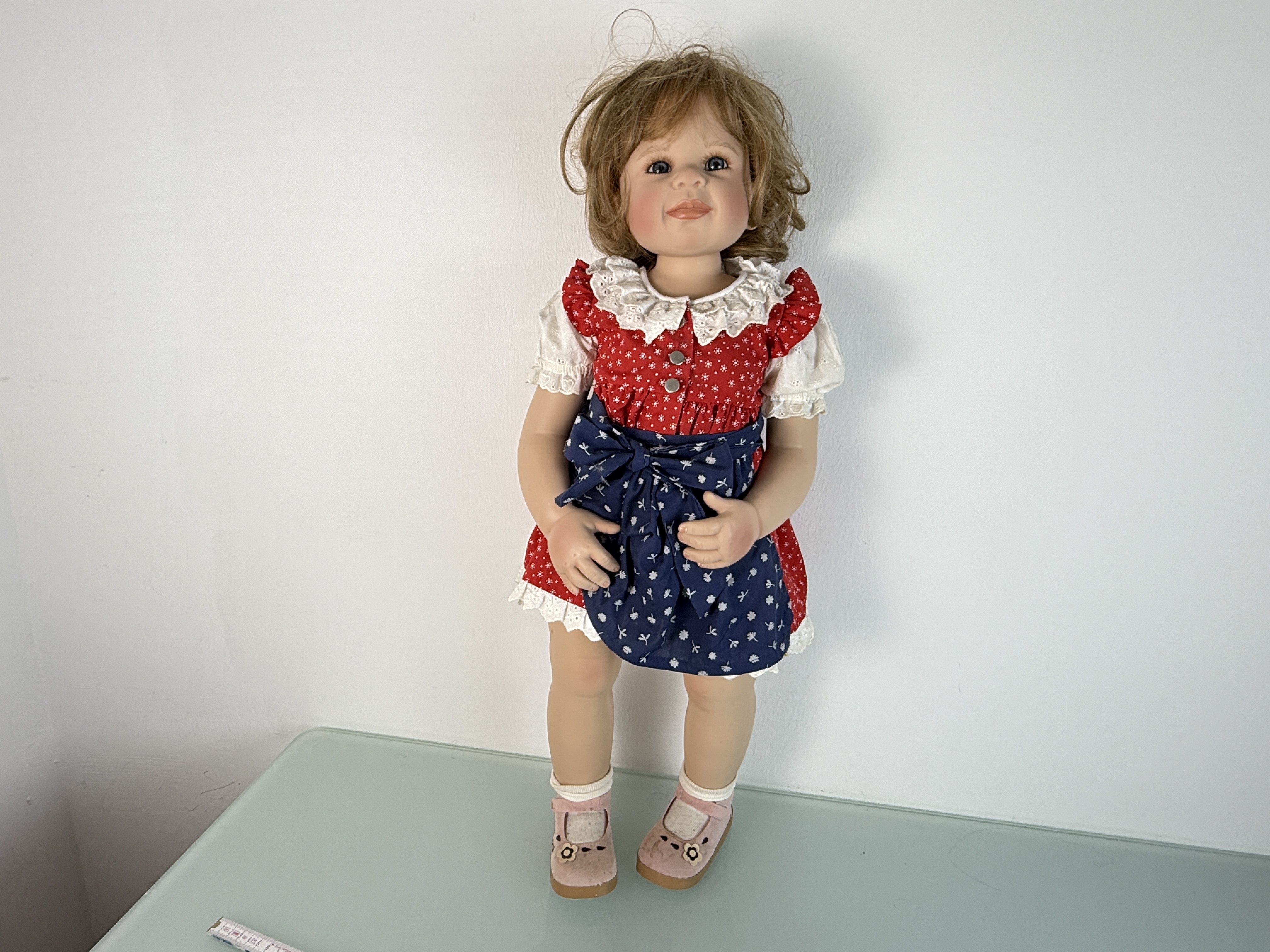 Künstlerpuppe Puppe Monika Levenig Vinyl Puppe 70 cm. Top Zustand 