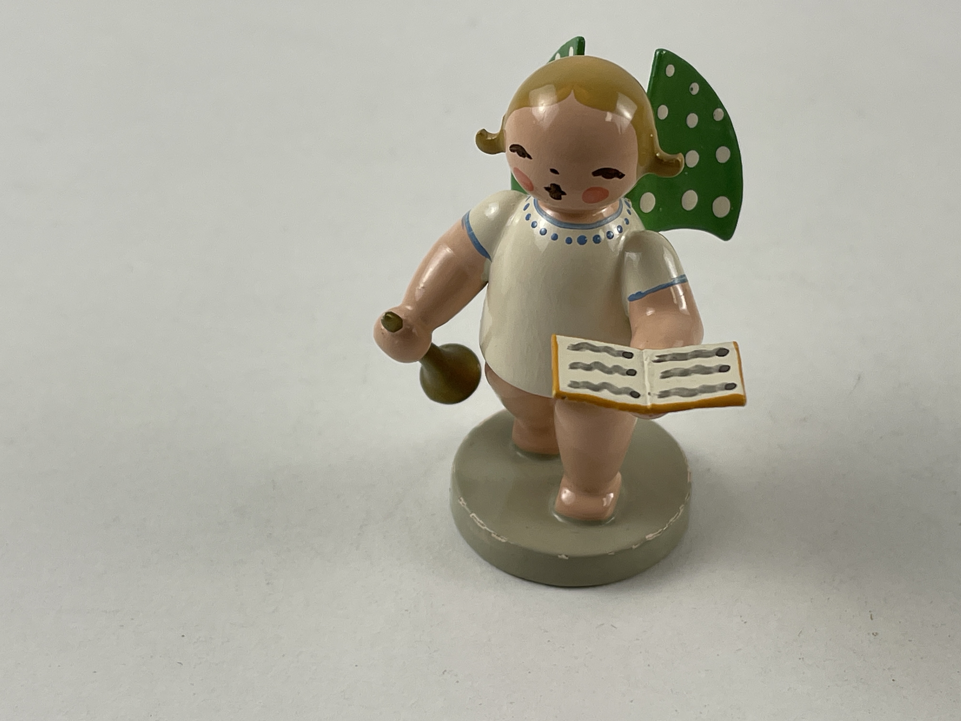 Wendt und Kühn Erzgebirge Figur Engel 6 cm. Top Zustand  