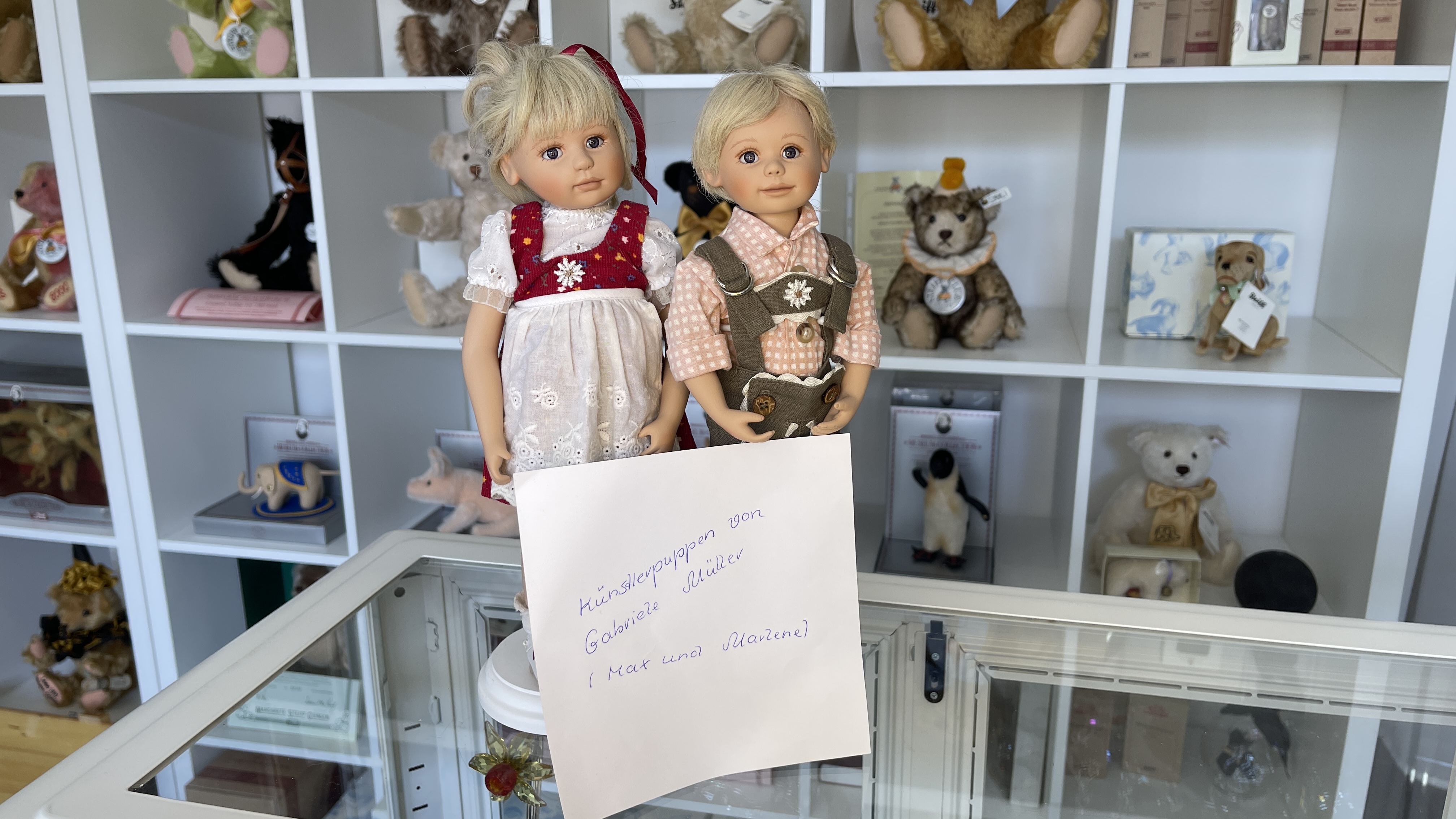 2 Stück Gabriele Müller Porzellan Puppe 30 cm. Top Zustand