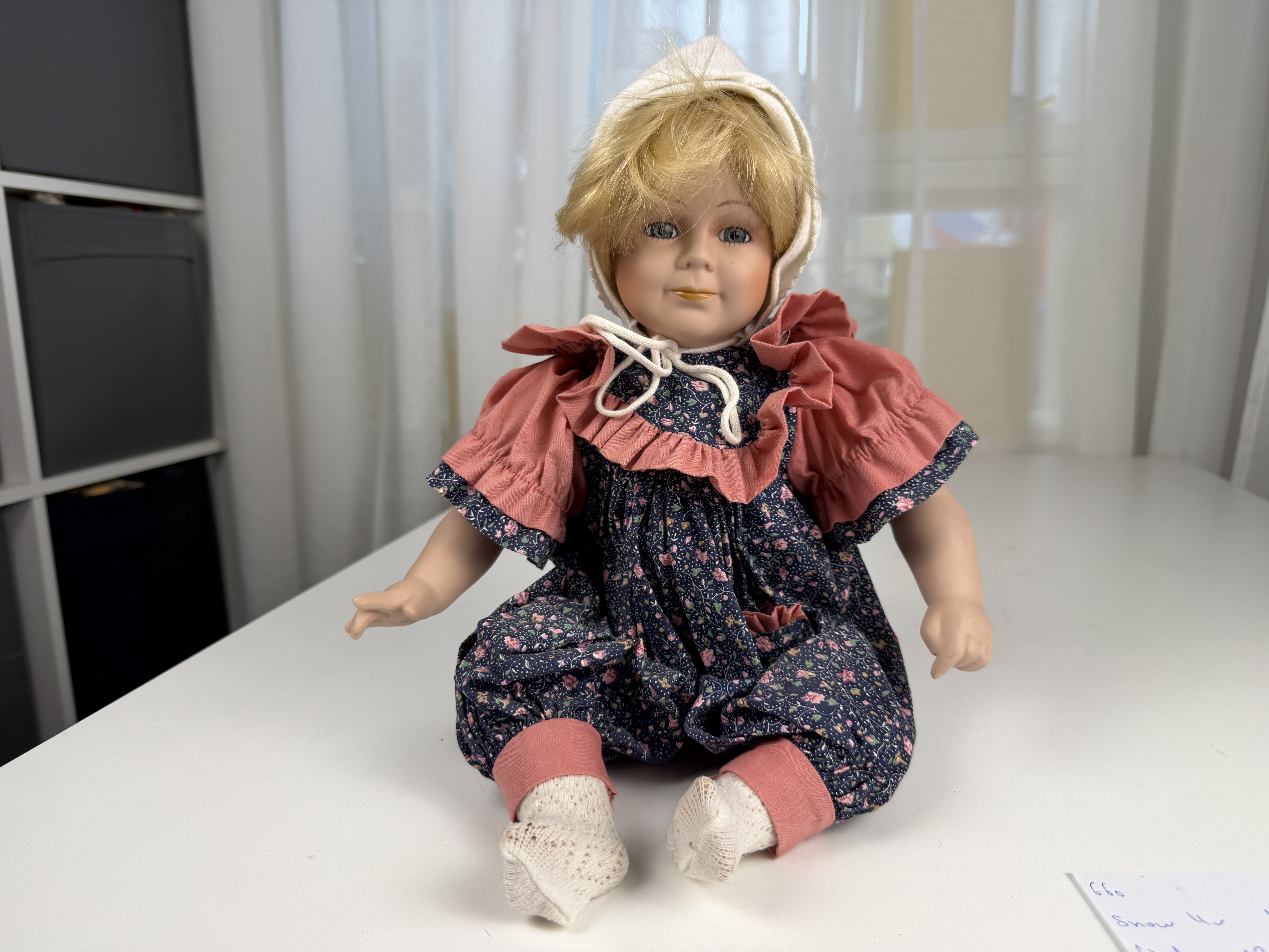 Künstlerpuppe Porzellanpuppe 40 cm Top Zustand siehe Bilder 