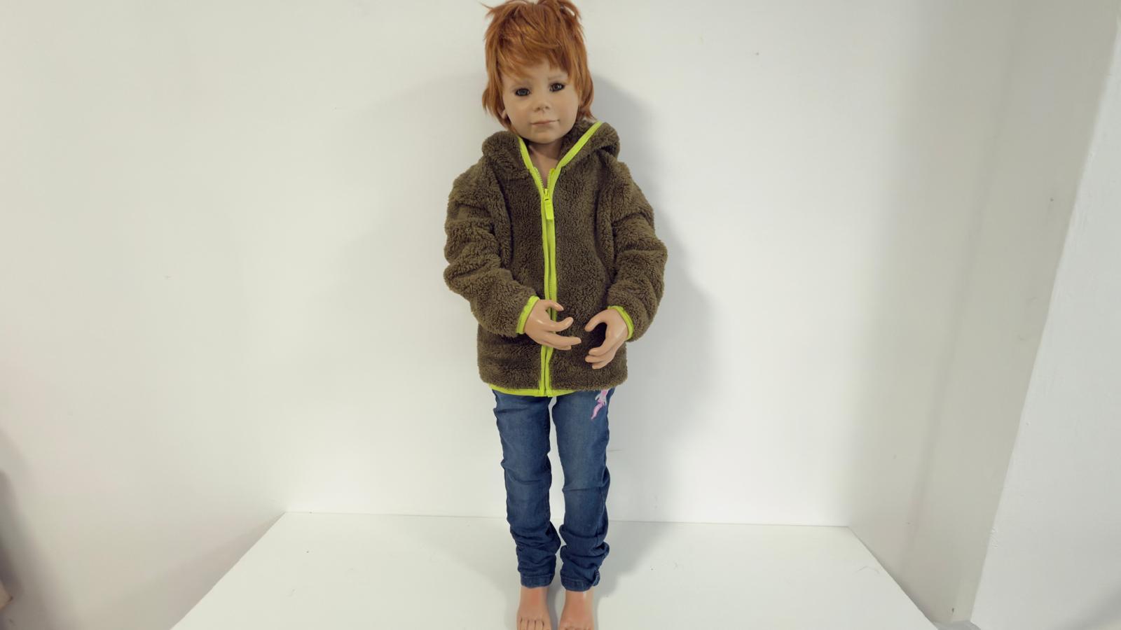 Künstlerpuppe Susan Lippl Vinyl Puppe 98 cm. Guter Zustand siehe Fotos 