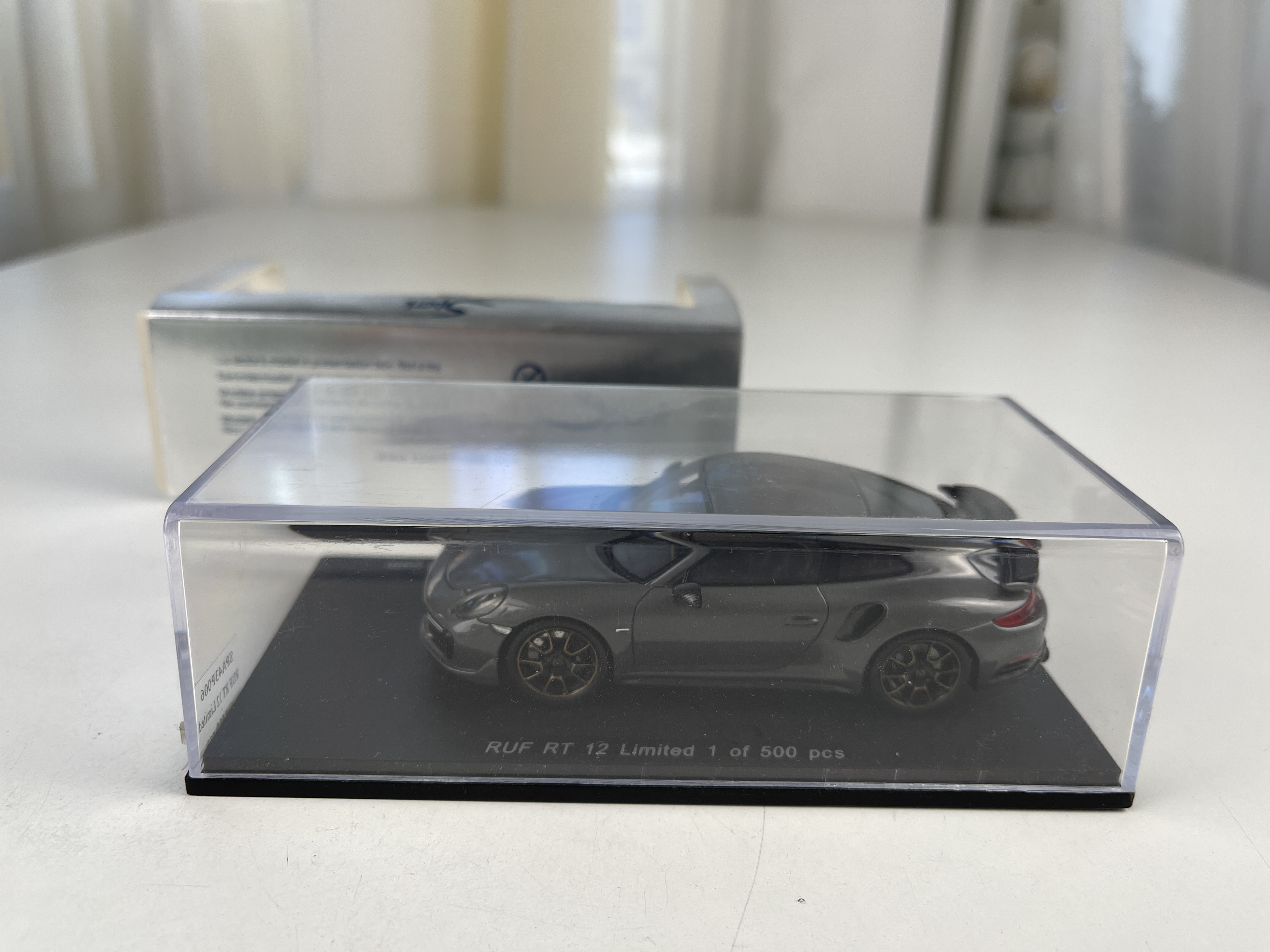 Modellauto RUF RT 12 - 1:43 - Top Zustand 