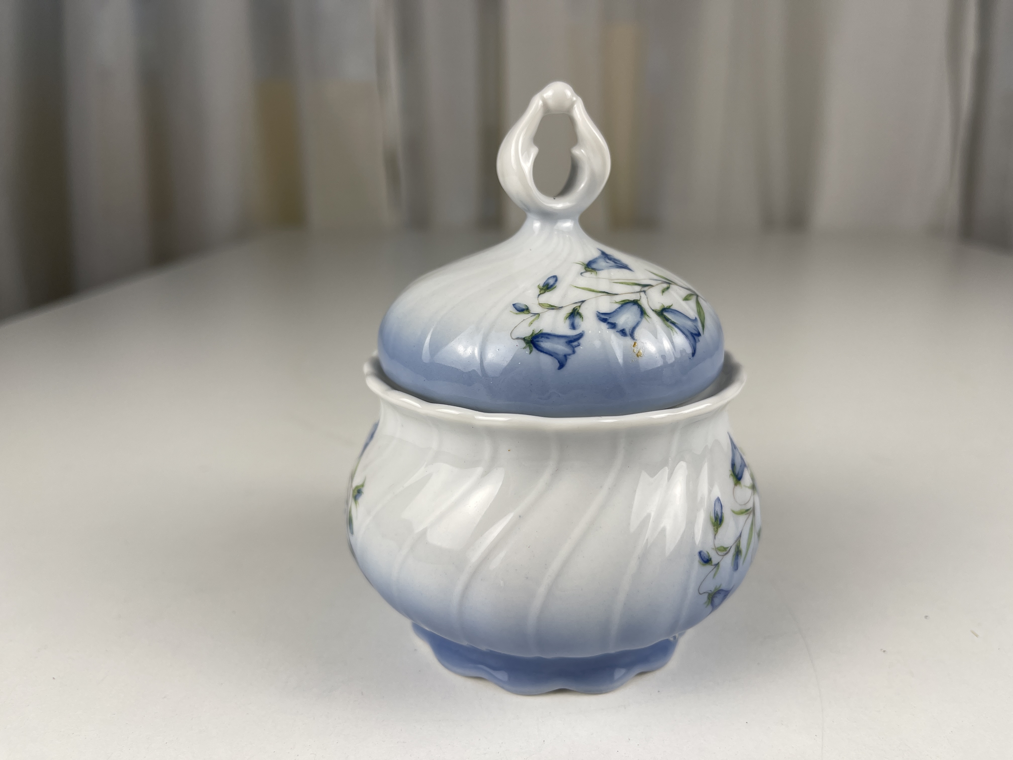 Christenholm Porzellan Zuckerdose 13 cm. Zustand siehe Fotos 