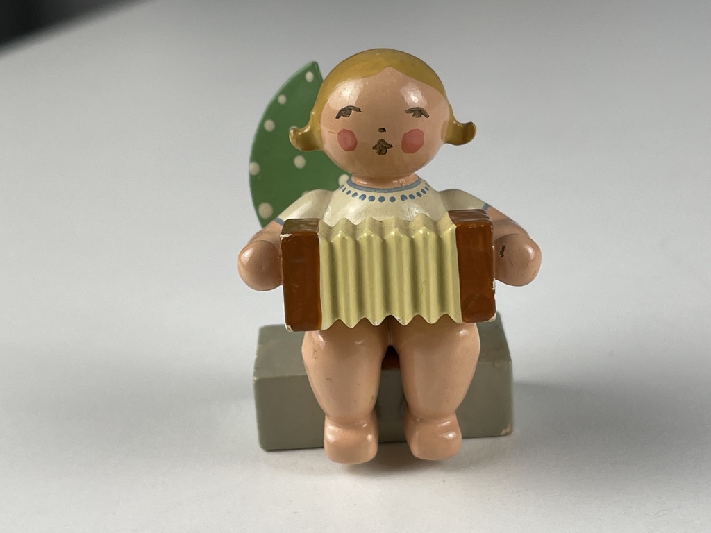 Wendt und Kühn Erzgebirge Figur Engel 5 cm. Zustand  siehe Fotos  