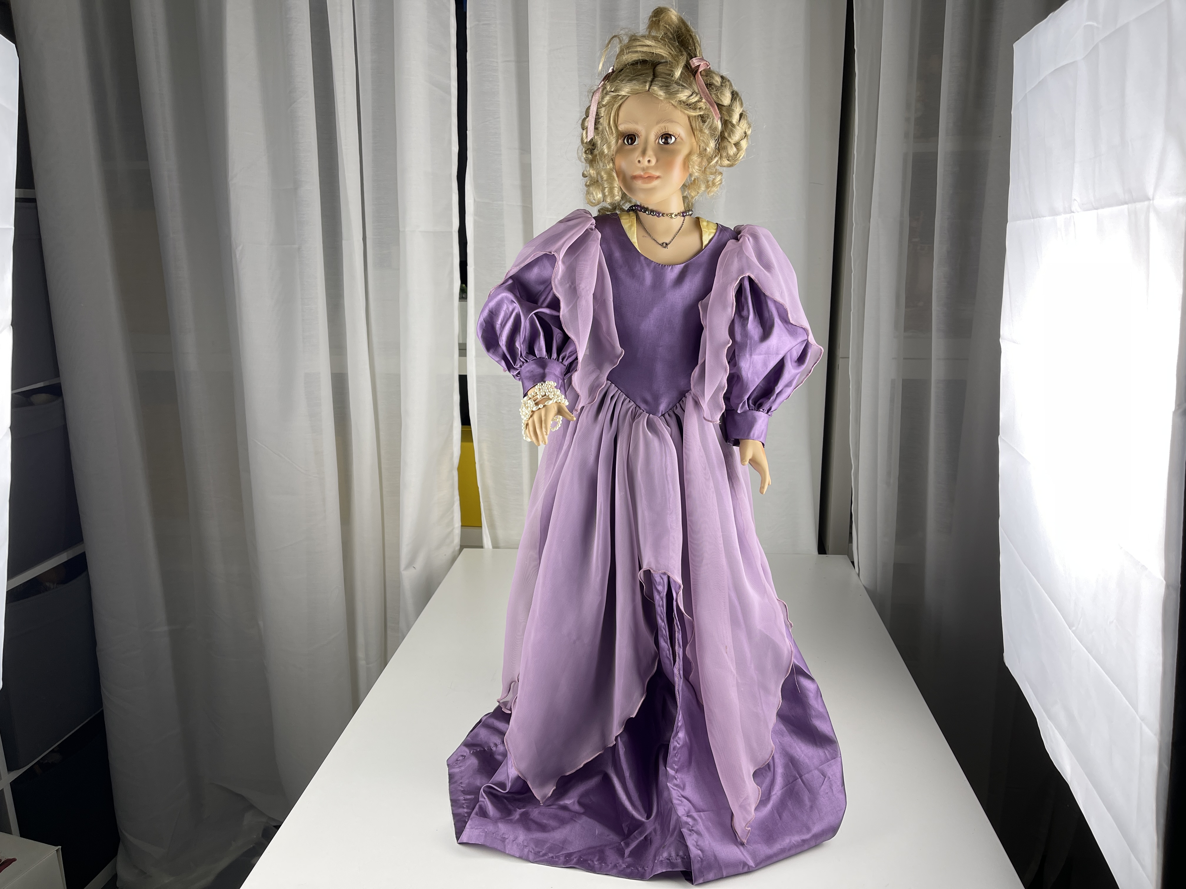 Künstlerpuppe Sammler alte Porzellan Puppe 77 cm Zustand siehe Fotos 