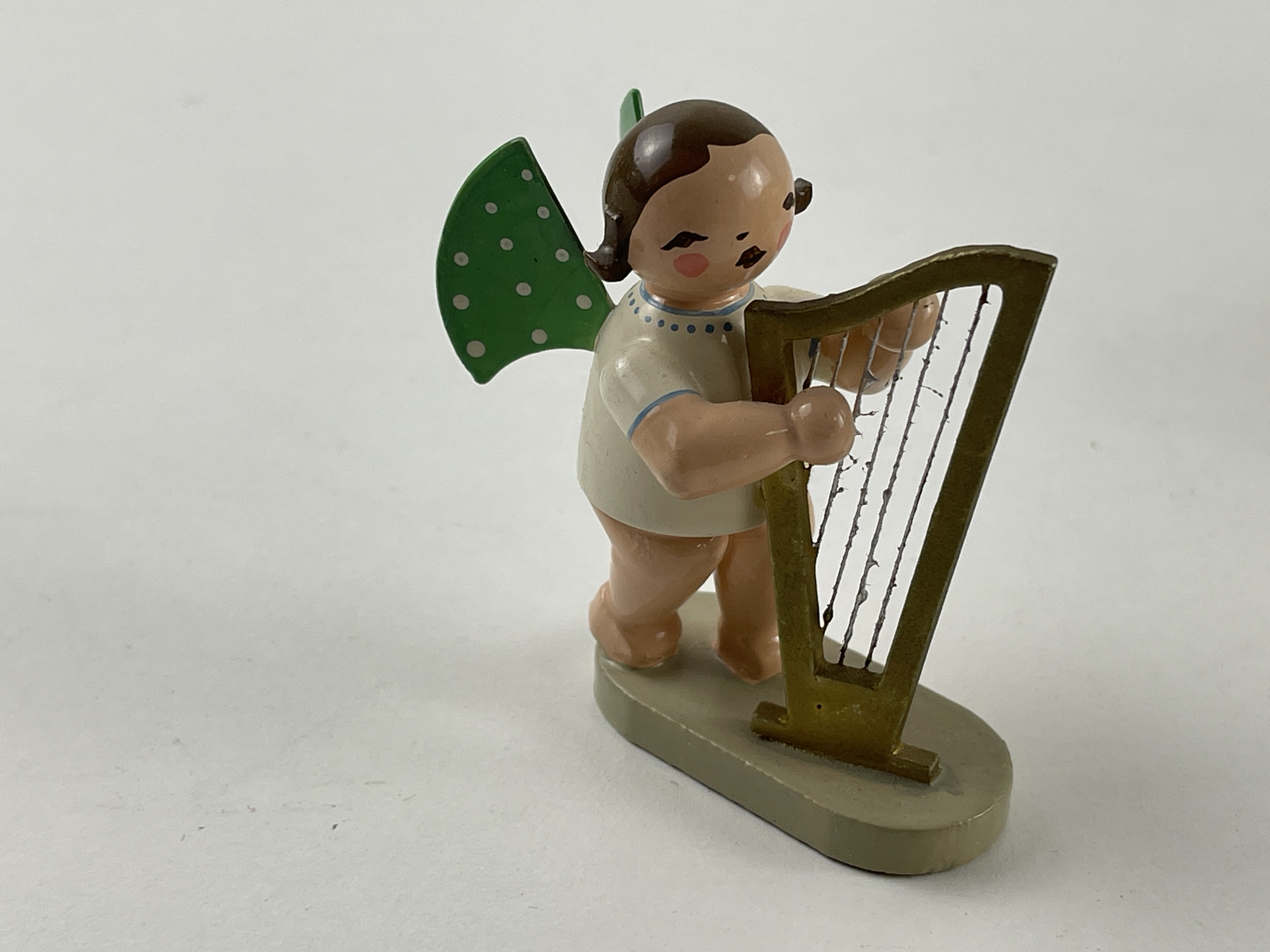Erzgebirge Wendt und Kühn Figur Engel 6 cm. Zustand siehe Fotos  