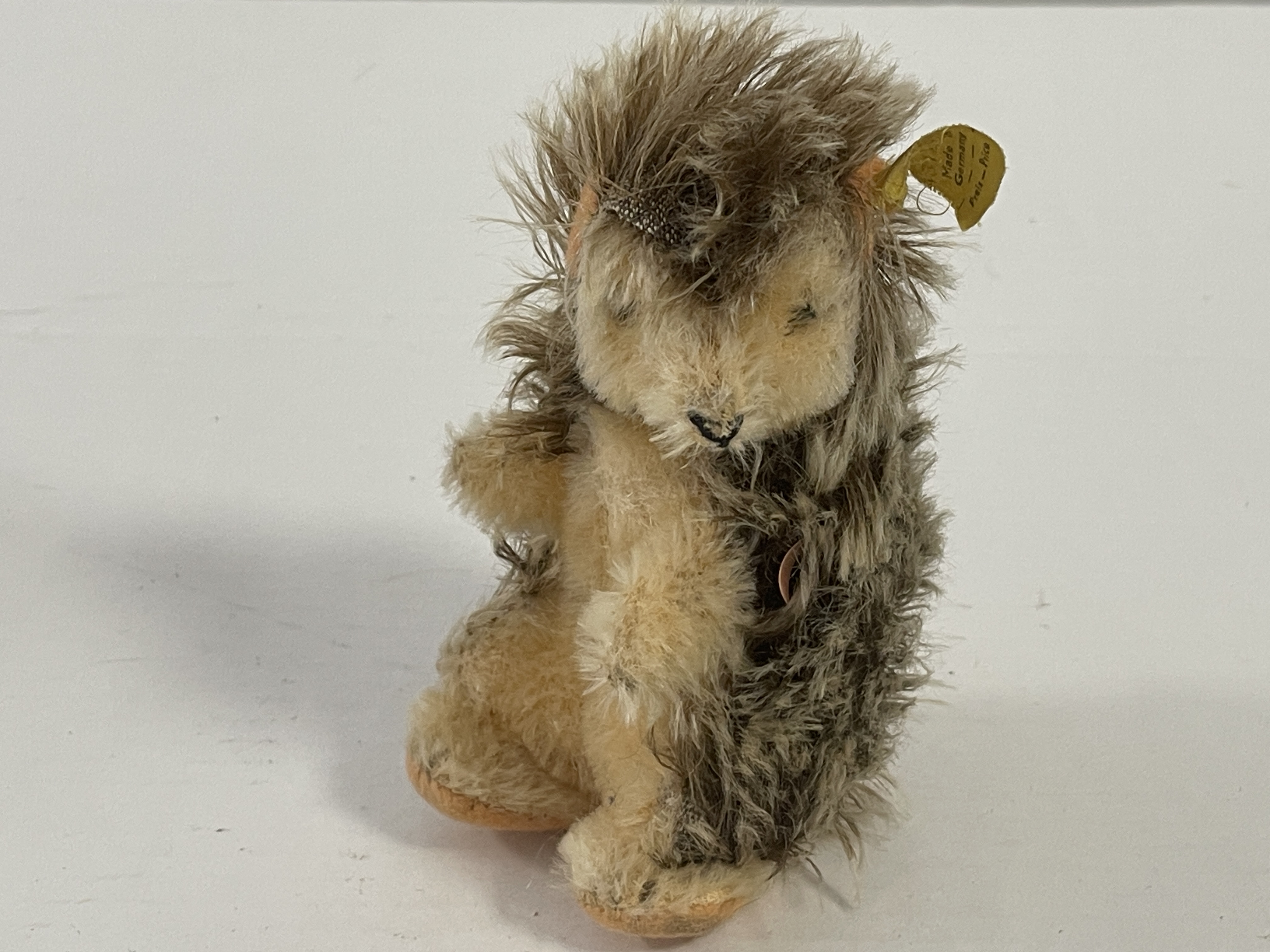 Steiff Tier  4312.00  Igel 12 cm Zustand siehe Fotos 