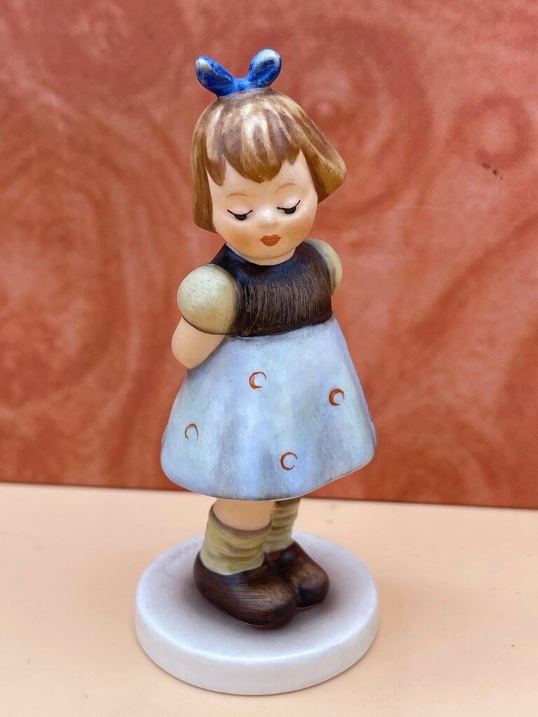 Hummel Figur 493 Rechts oder Links ? 10,7 cm. 1 Wahl. Top Zustand