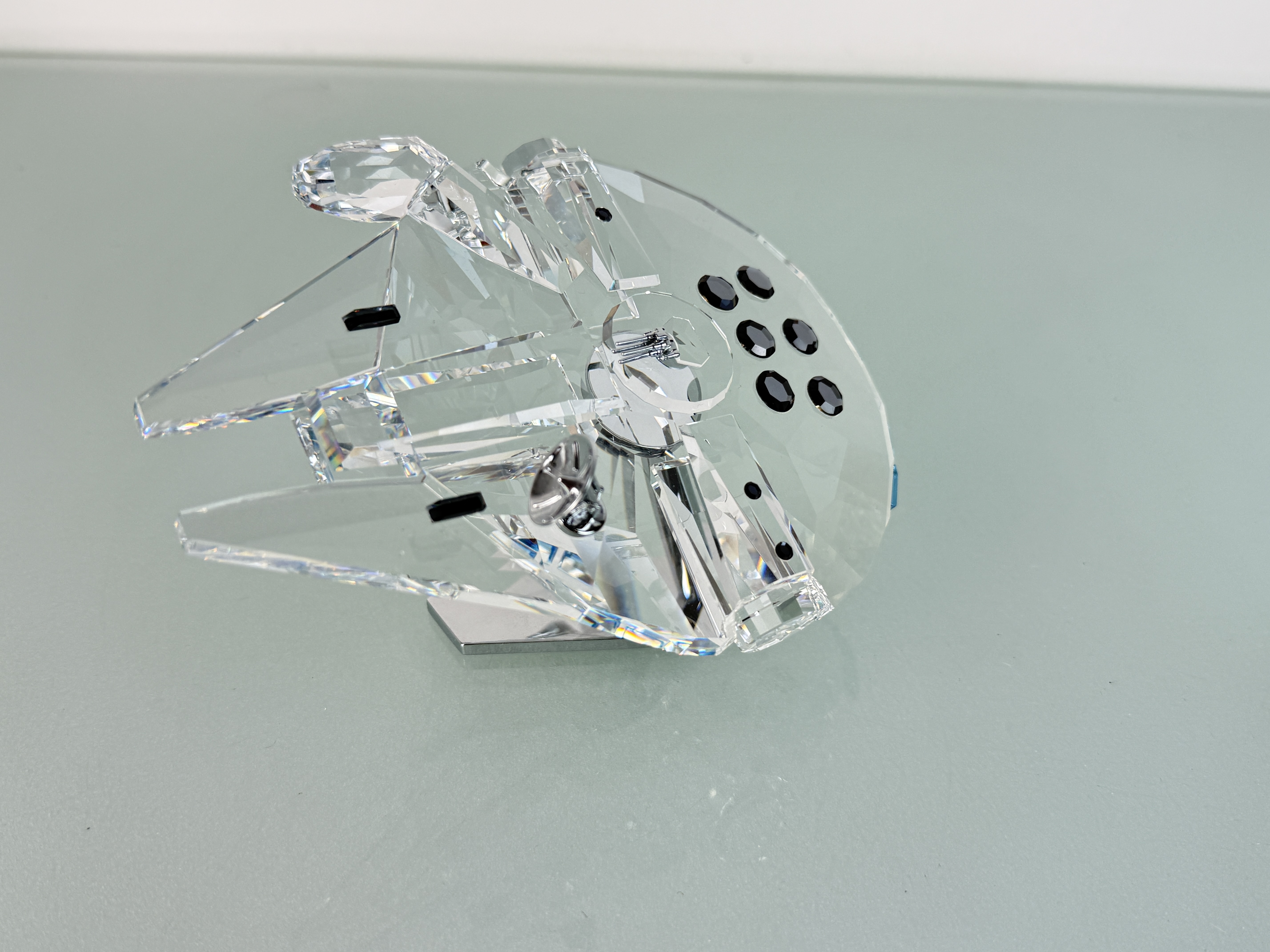  Swarovski Figur 5619212 Star Wars Millennium Falcon 14,8 cm. Top Zustand 