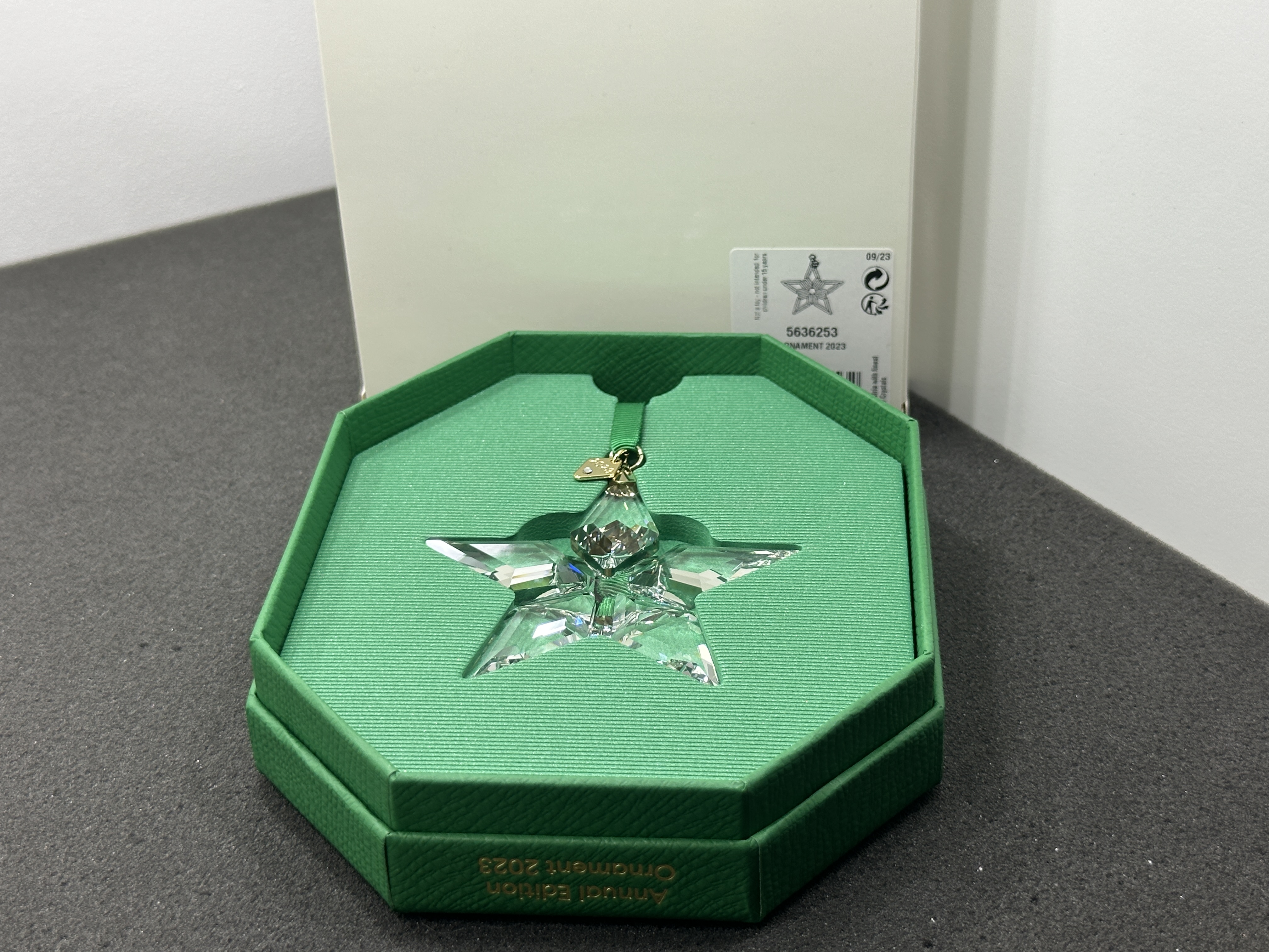 Swarovski Kristall 5636253 Weihnachtsstern 2023 Stern 7,6 cm Neuware