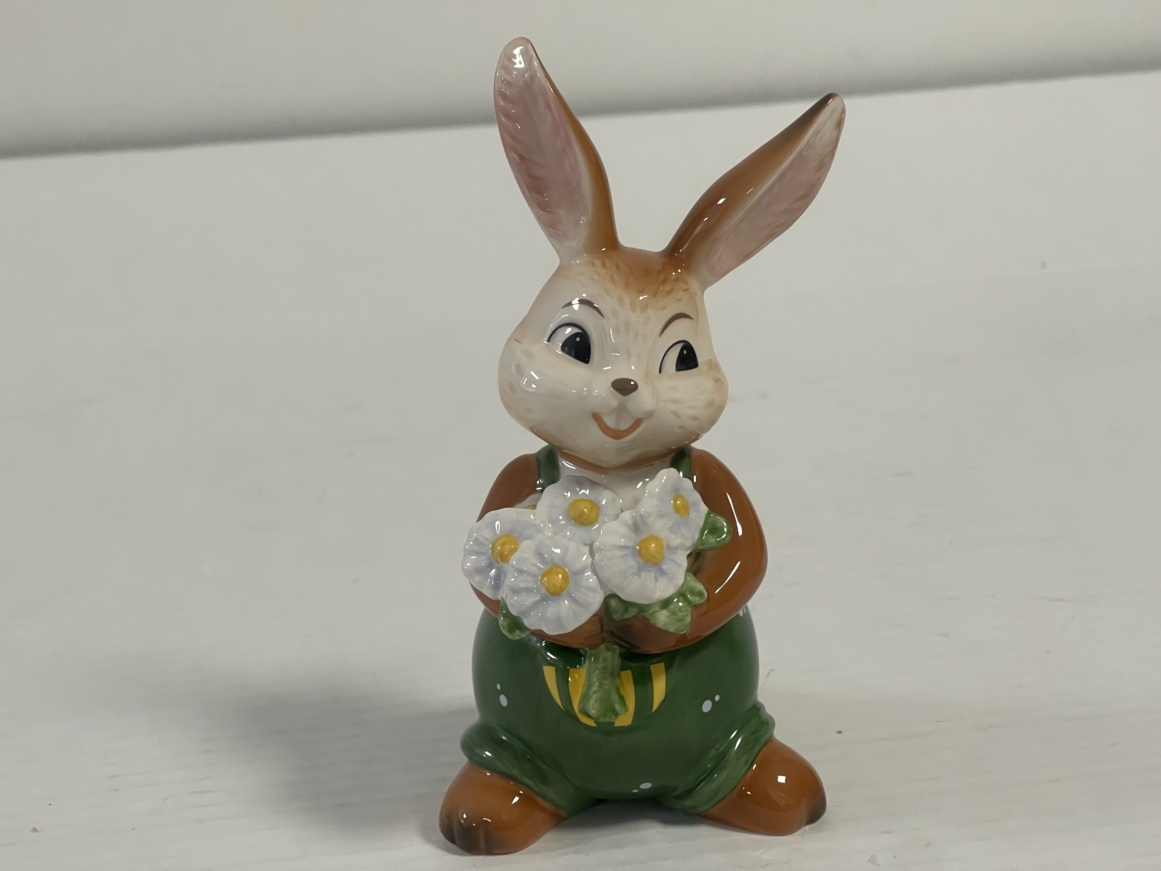 Goebel Figur Porzellanfigur Hase 15,5 cm Top Zustand  