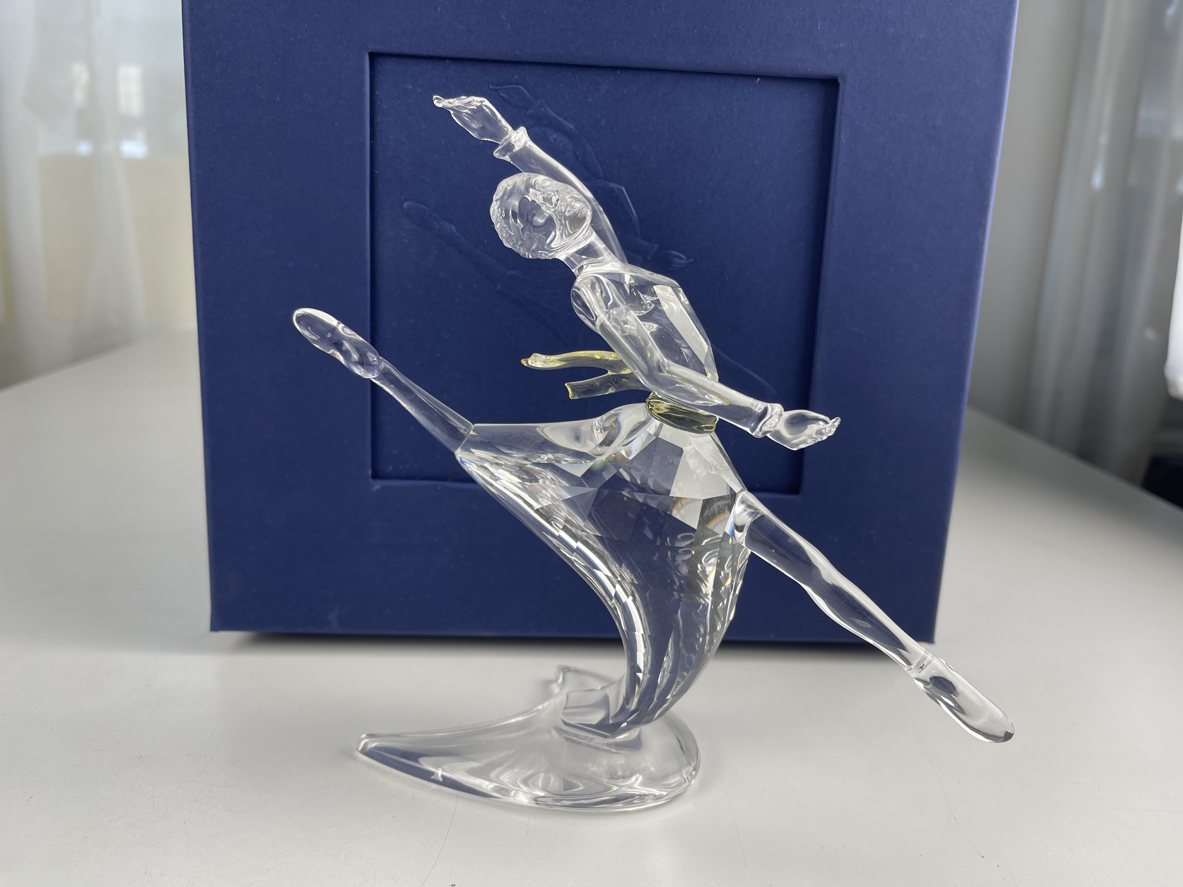Swarovski Figur 627396 Jahresfigur 2004 Anna 18 cm. Kiste & Zertifikat Top Zustand