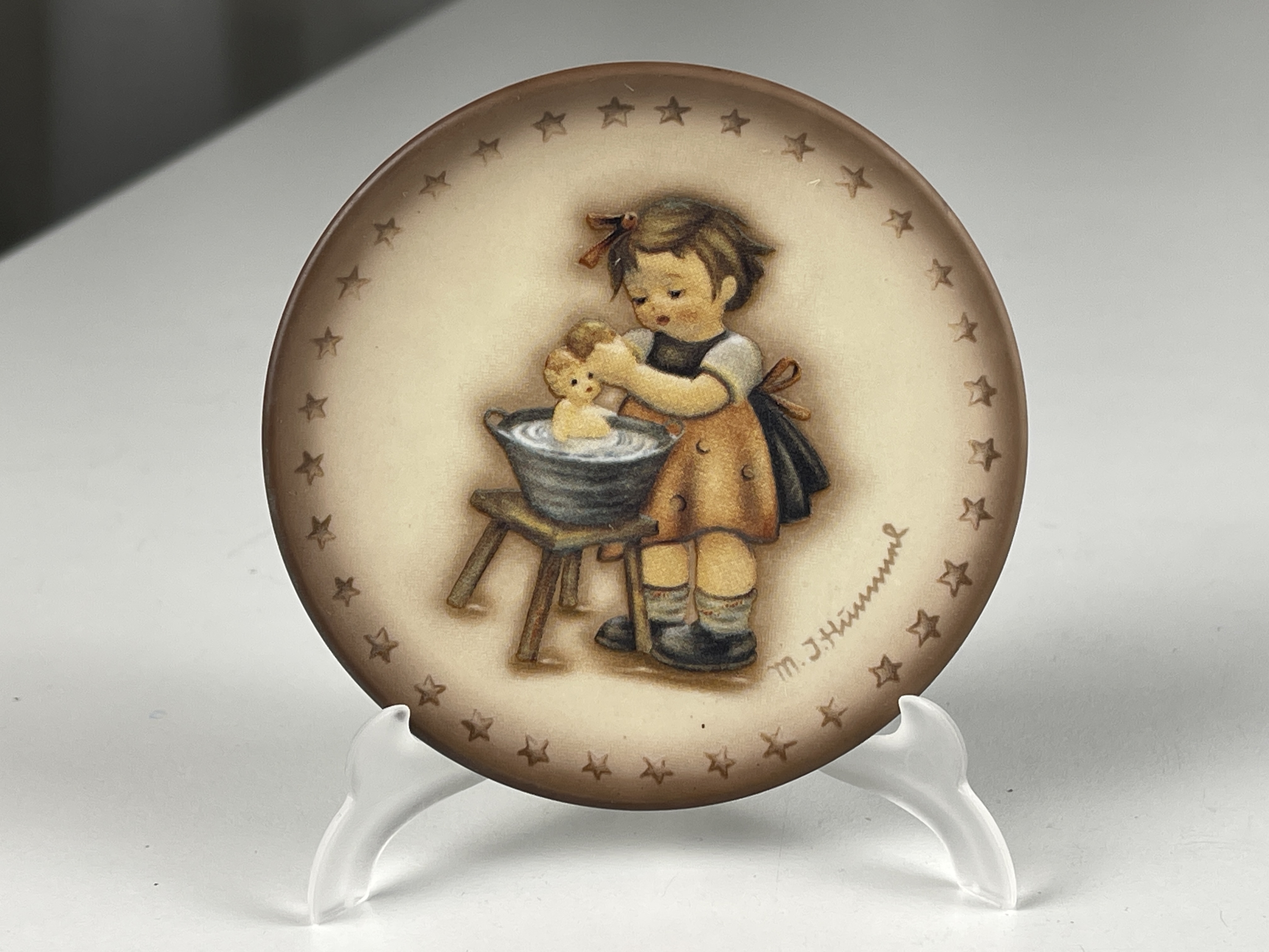  M.I. Hummel Teller  Ø 8,5 cm. 1 Wahl. Top Zustand.       