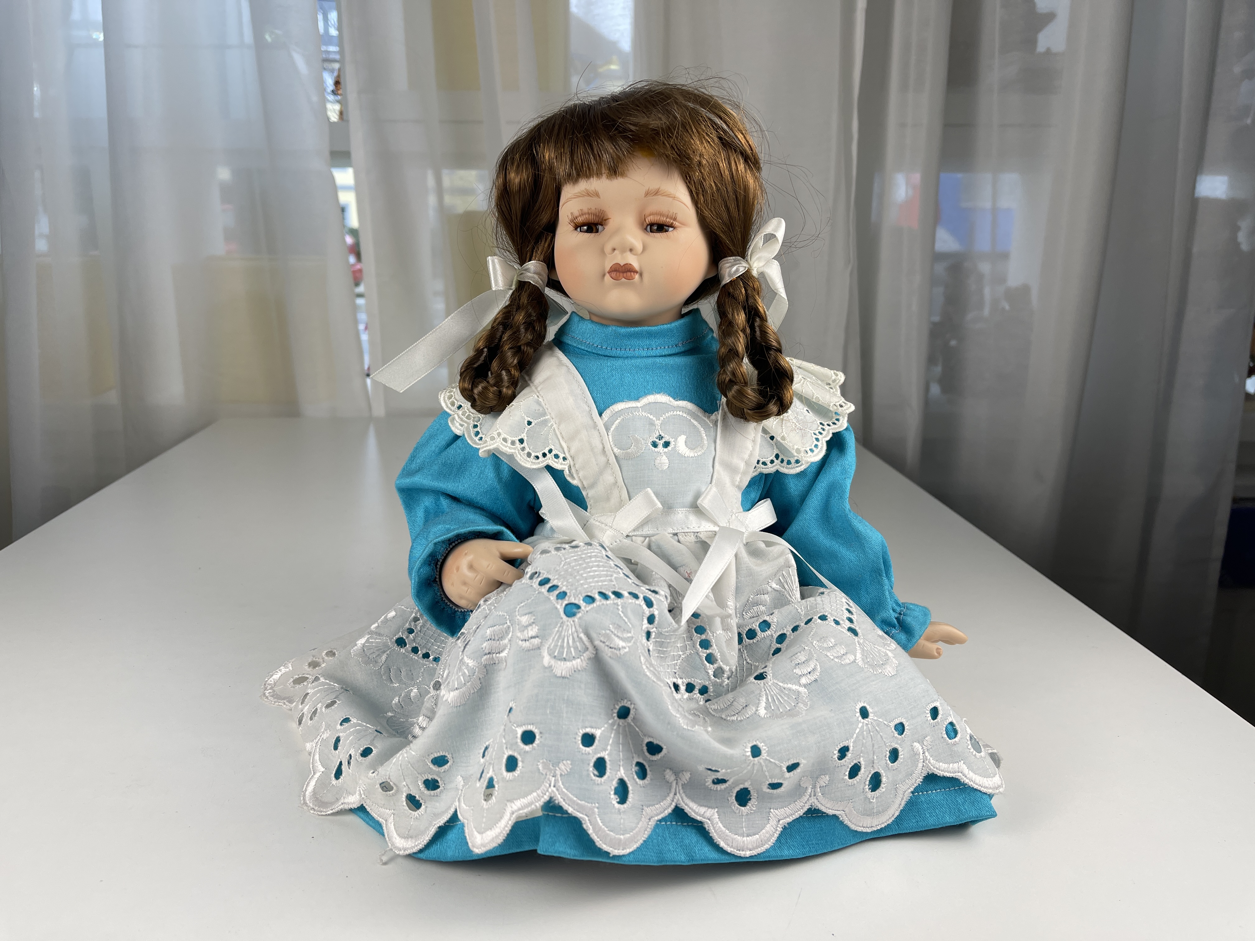 Sammler Puppe Porzellan Puppe 31 cm. Top Zustand  