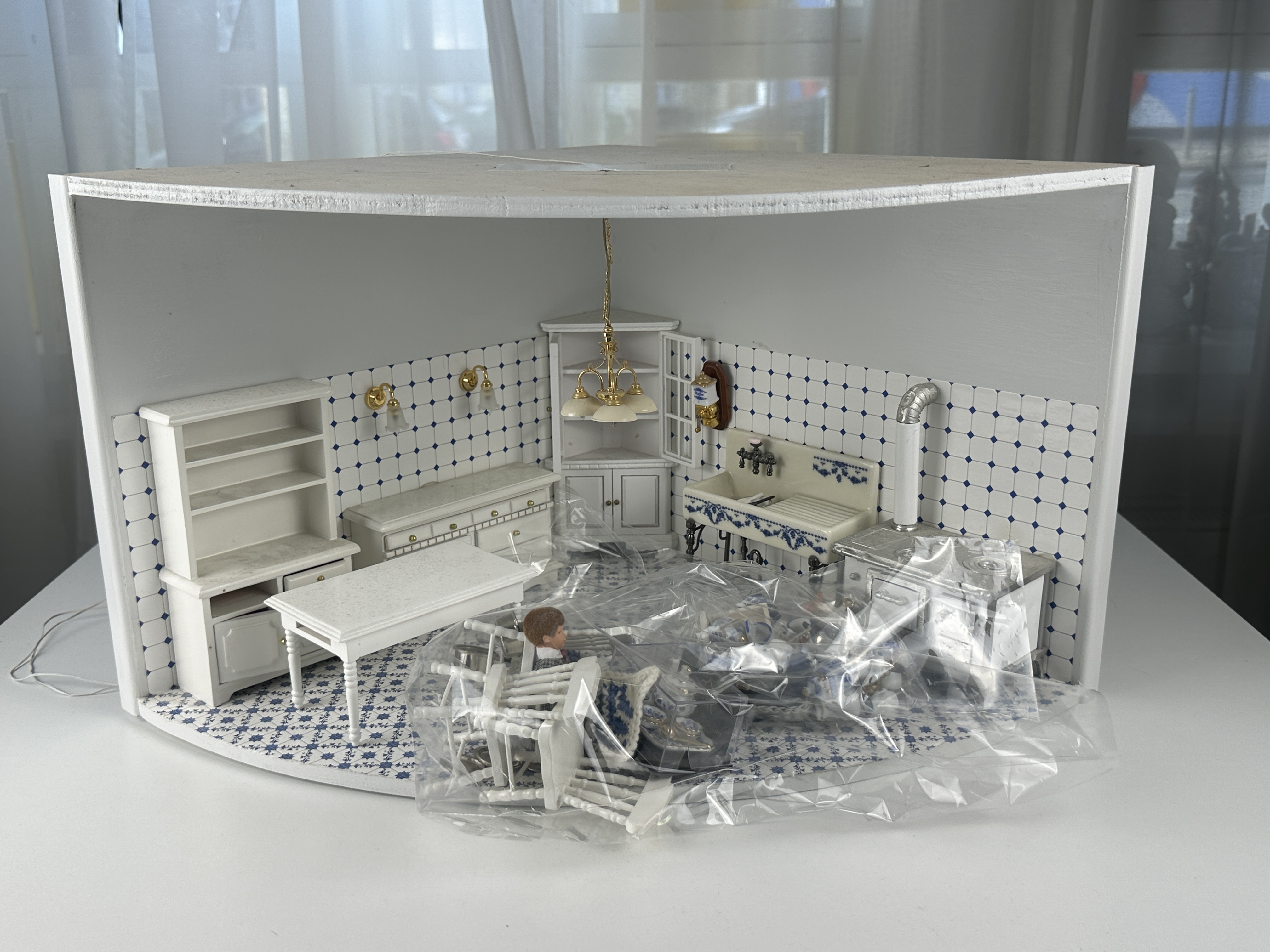  Puppenstube + Zubehör - 26,5 x 50 x 34,7 cm (Elektrisch) - Top Zustand