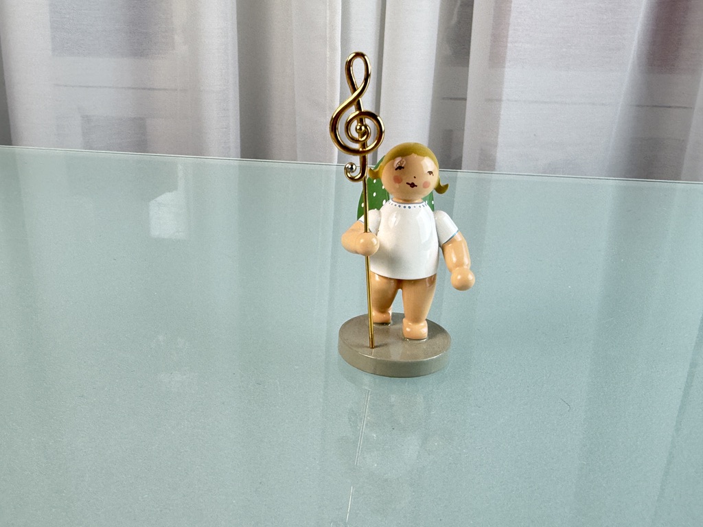 Wendt und Kühn Erzgebirge Figur Engel 8 cm Top Zustand 