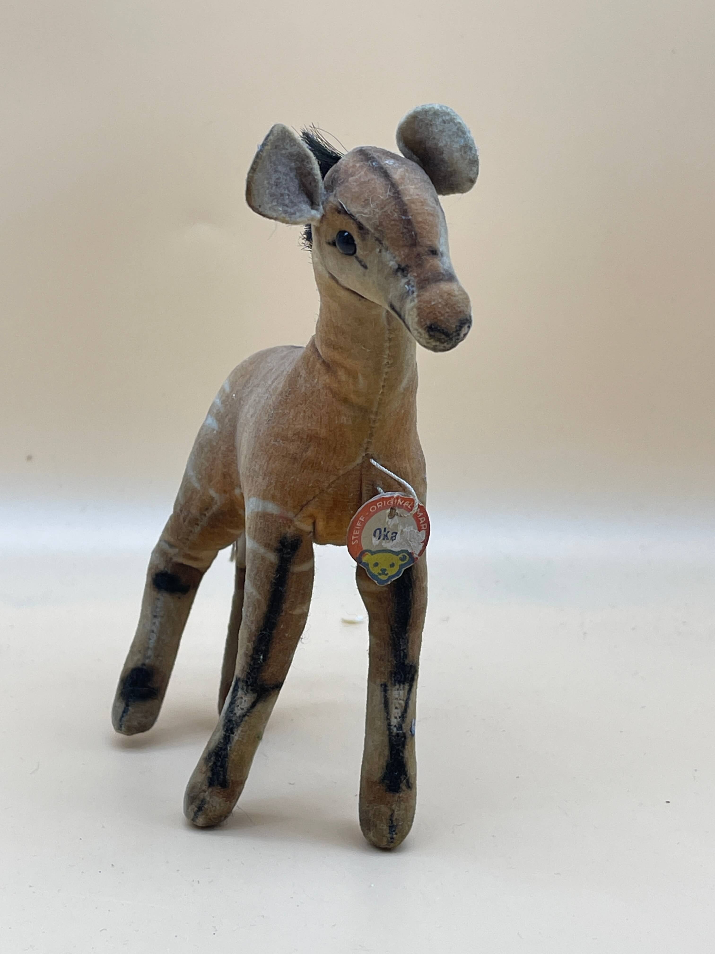 Steiff Tier ohne Knopf, ohne Fahne. 16,5 cm. Top Zustand   