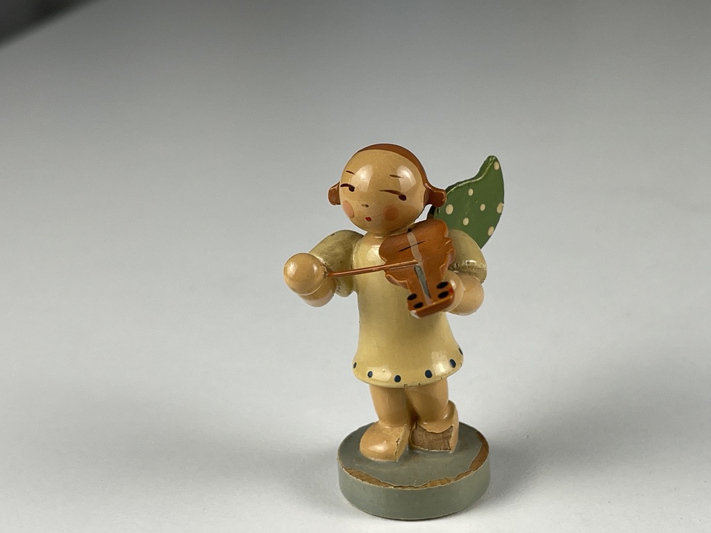 Erzgebirge Figur Engel 4,5 cm. Zustand  siehe Fotos   