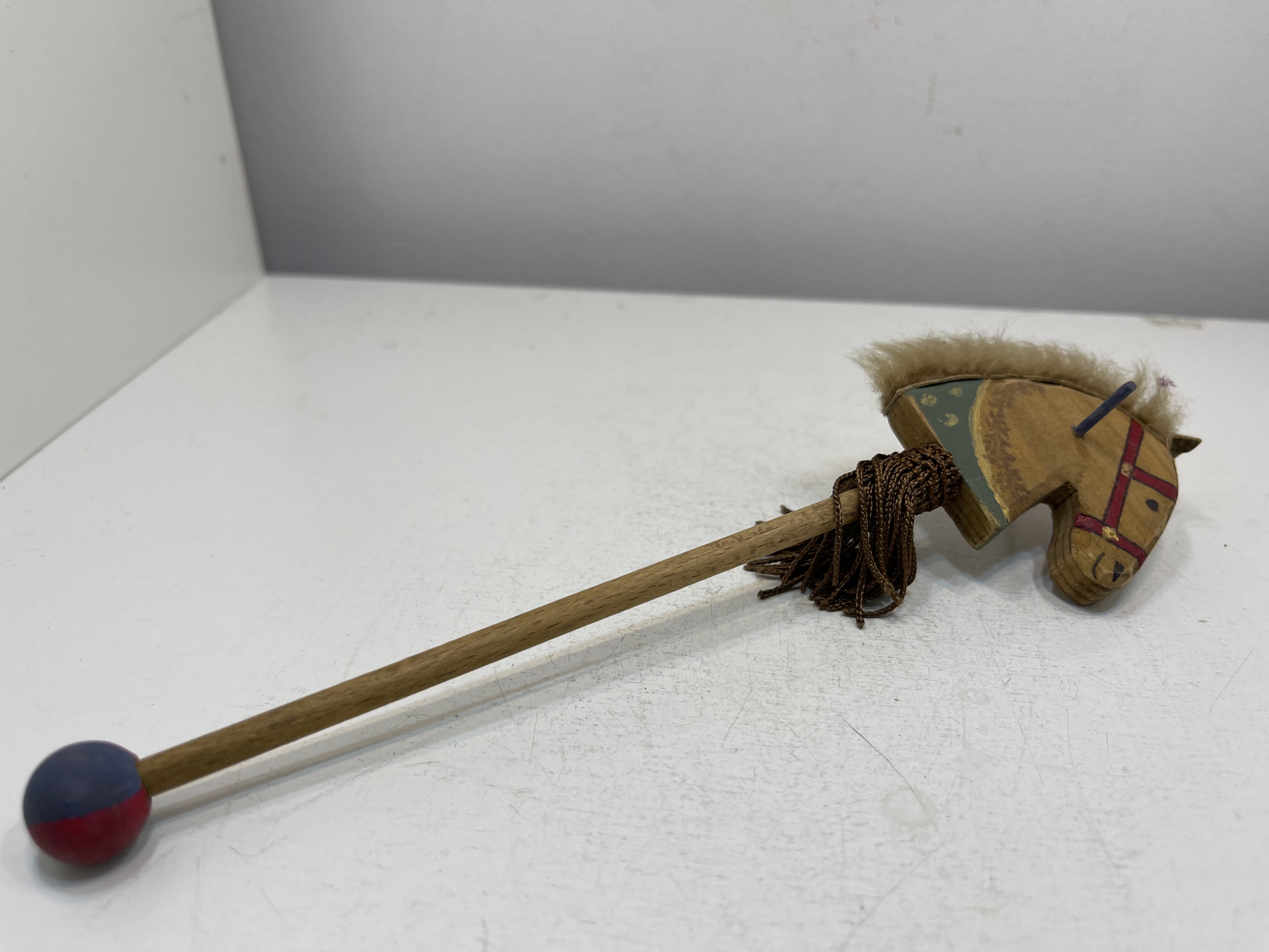 Sammler Holzfigur Steckenpferd 19,5 cm Zustand  siehe Fotos