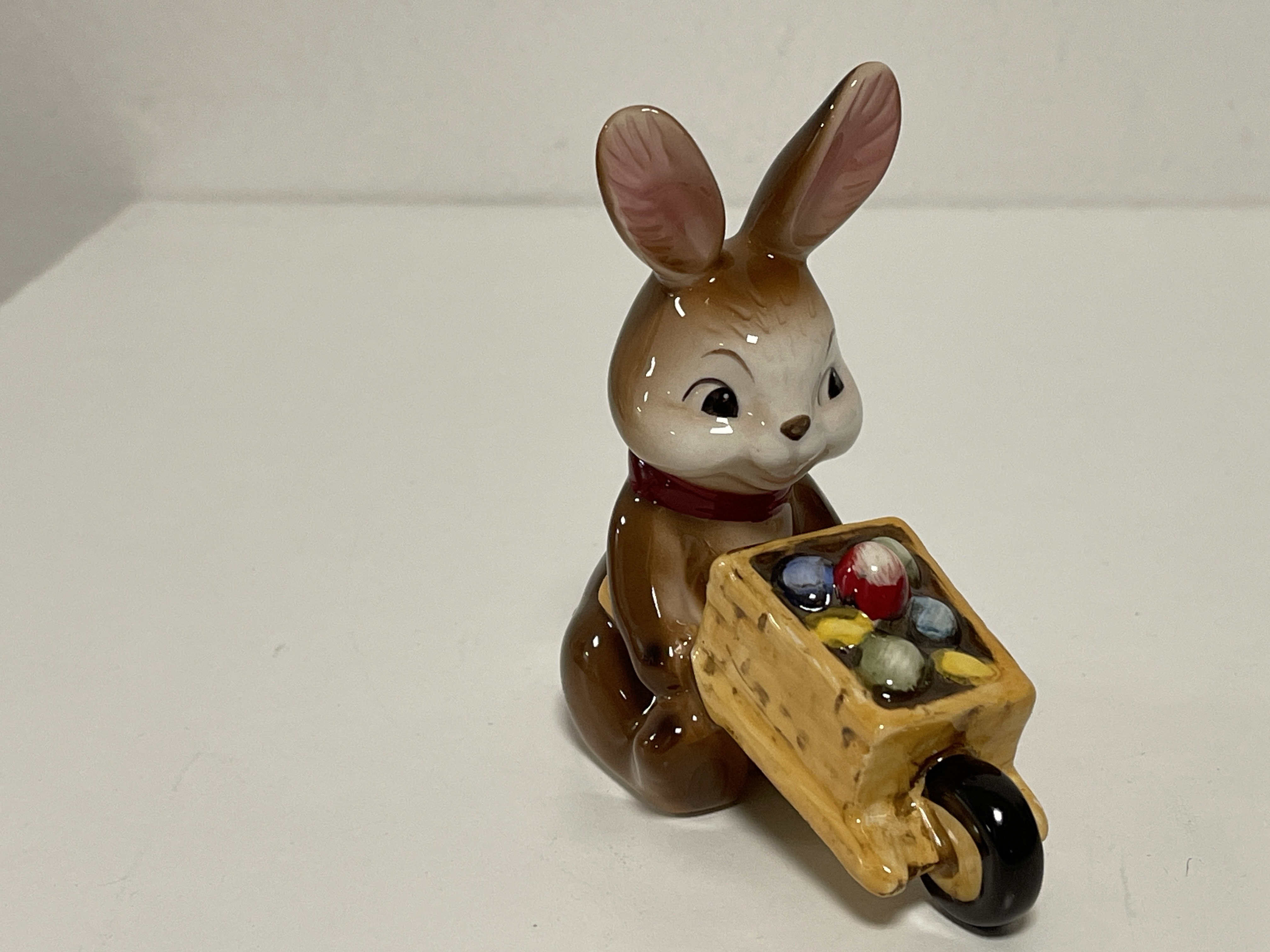 Goebel Figur Porzellan Ostern Hase 10 cm. Top Zustand 