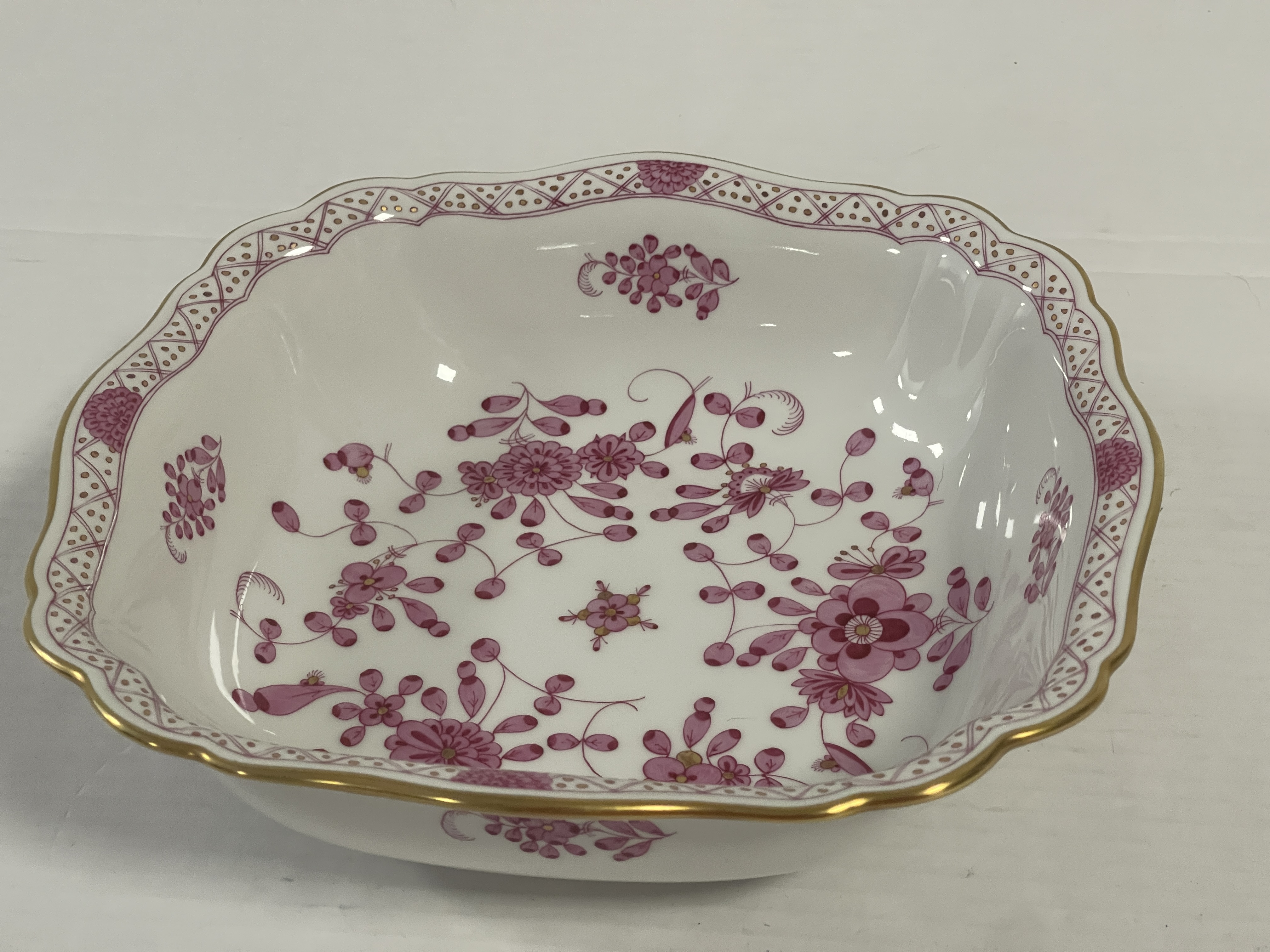   Meissen Porzellan  Schale 22,5 x 5,5 cm. - Top Zustand 