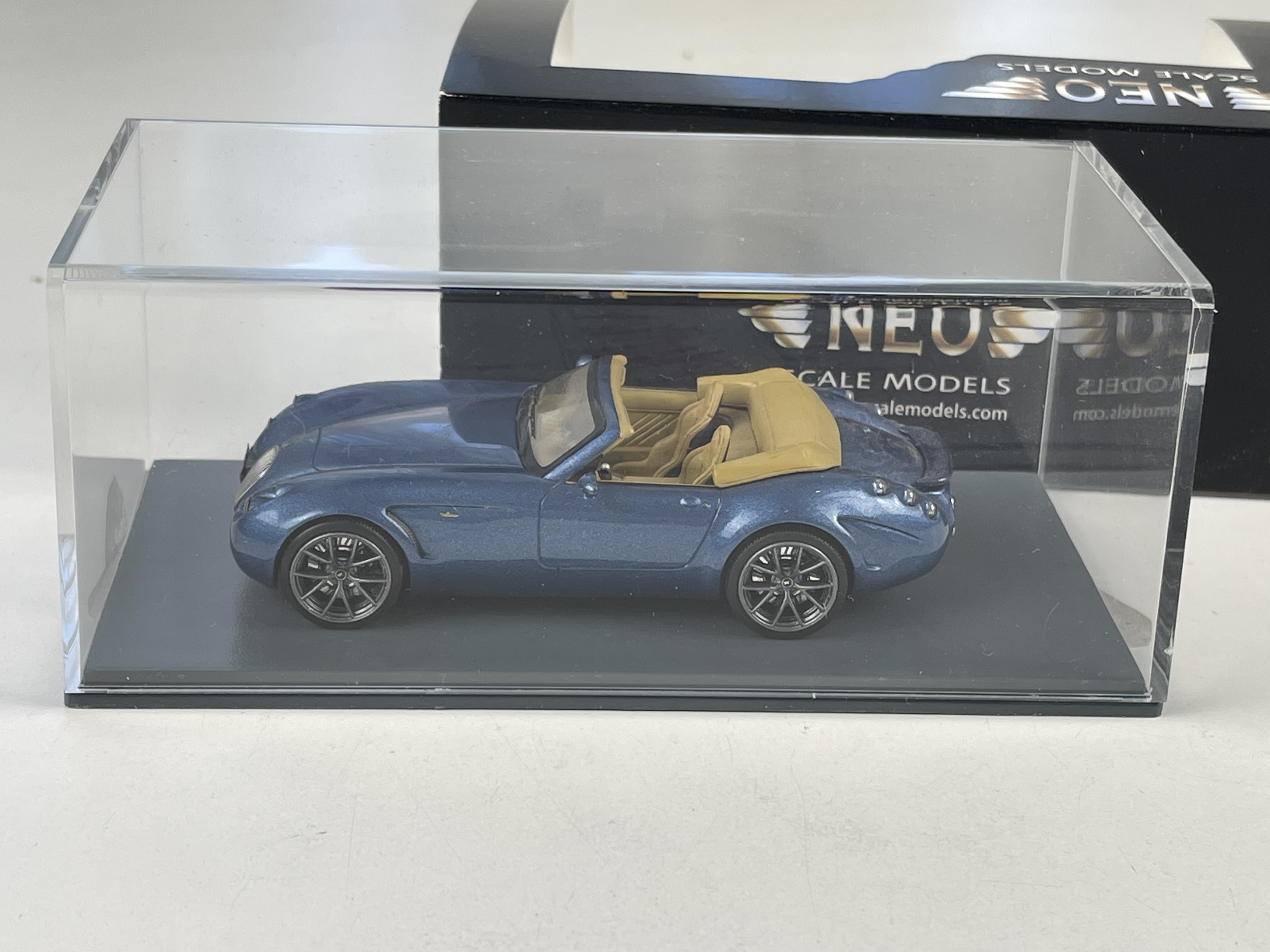 Modellauto Wiesmann Roadster MF5 - 1:43 - Top Zustand 