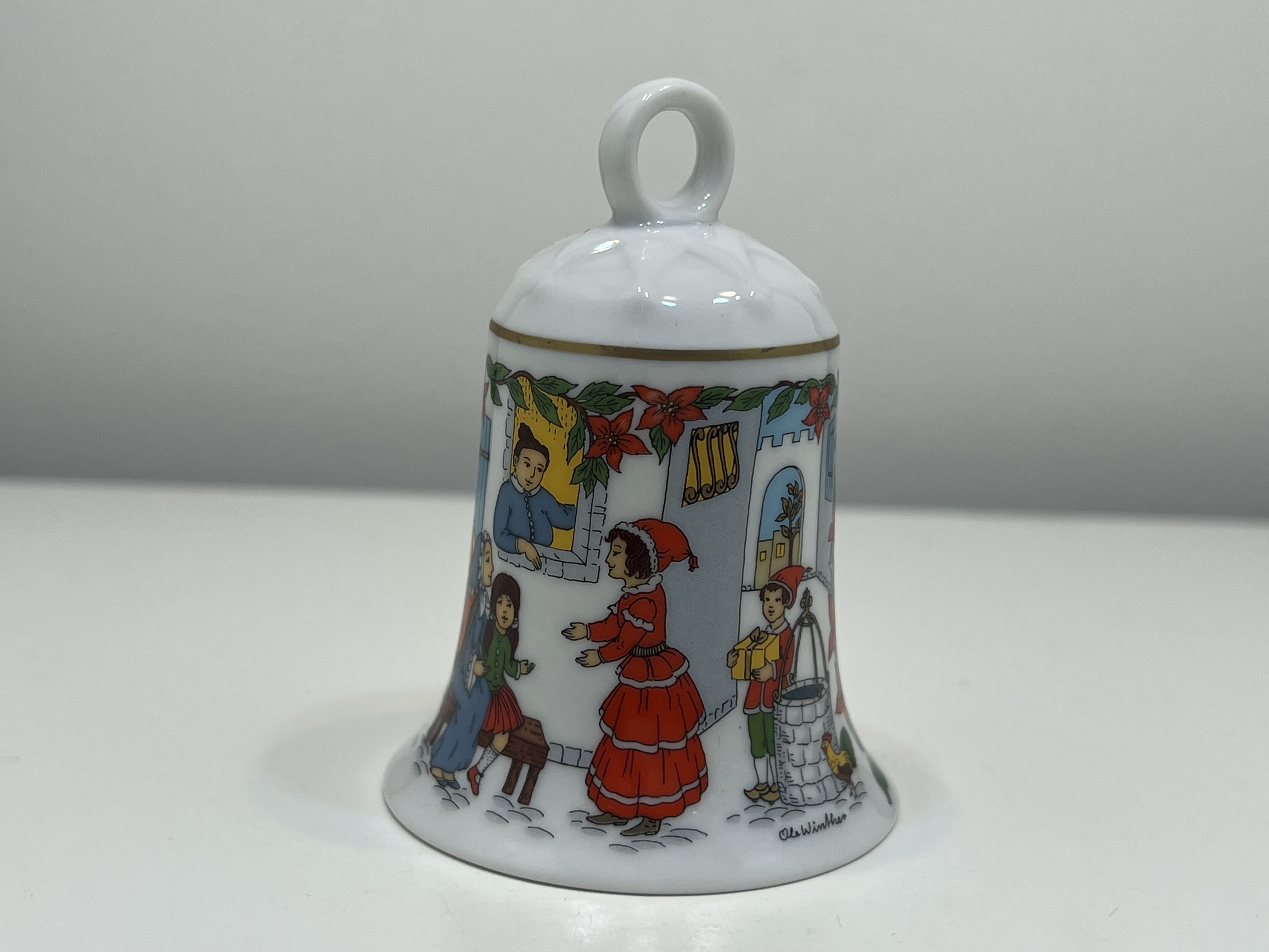  Hutschenreuther 2004 Weihnachtsglocke  7 cm. Top Zustand.  