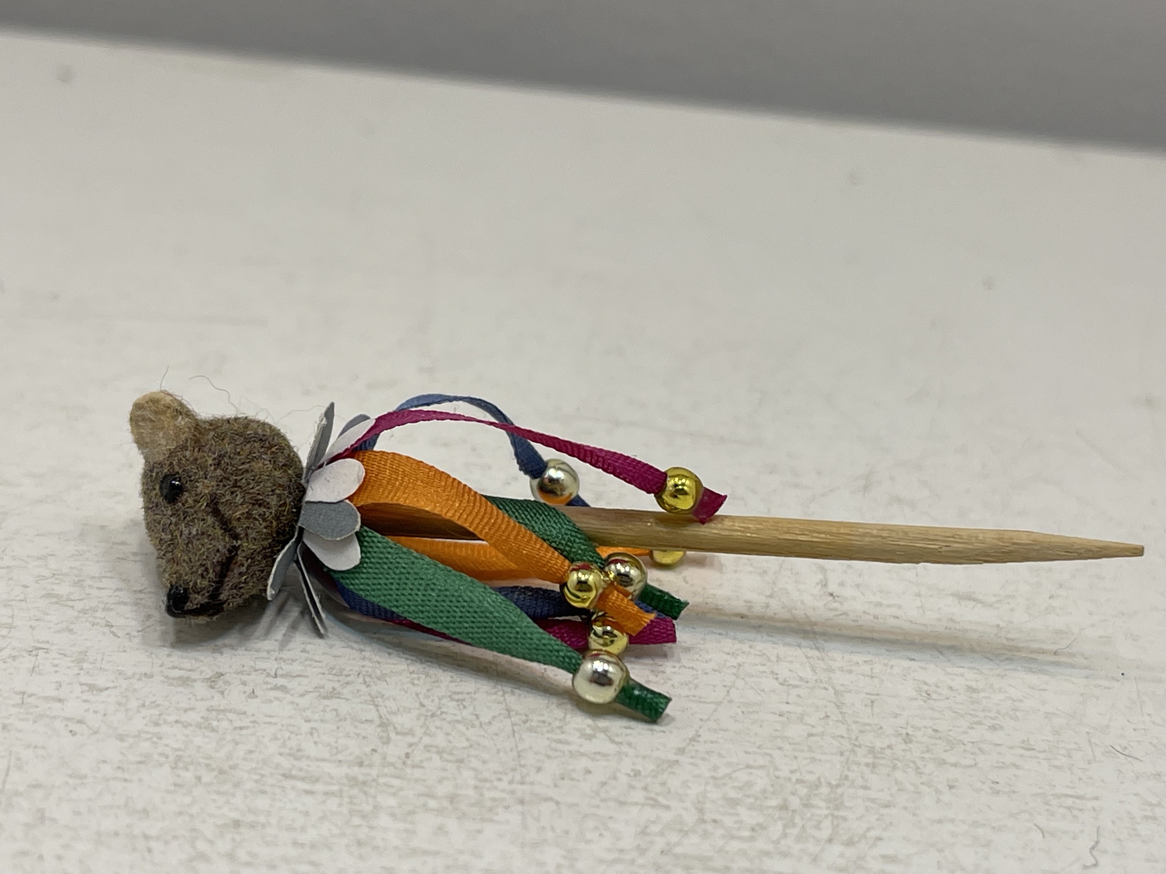 Sammler Filz x Holzfigur 7 cm Zustand  siehe Fotos 