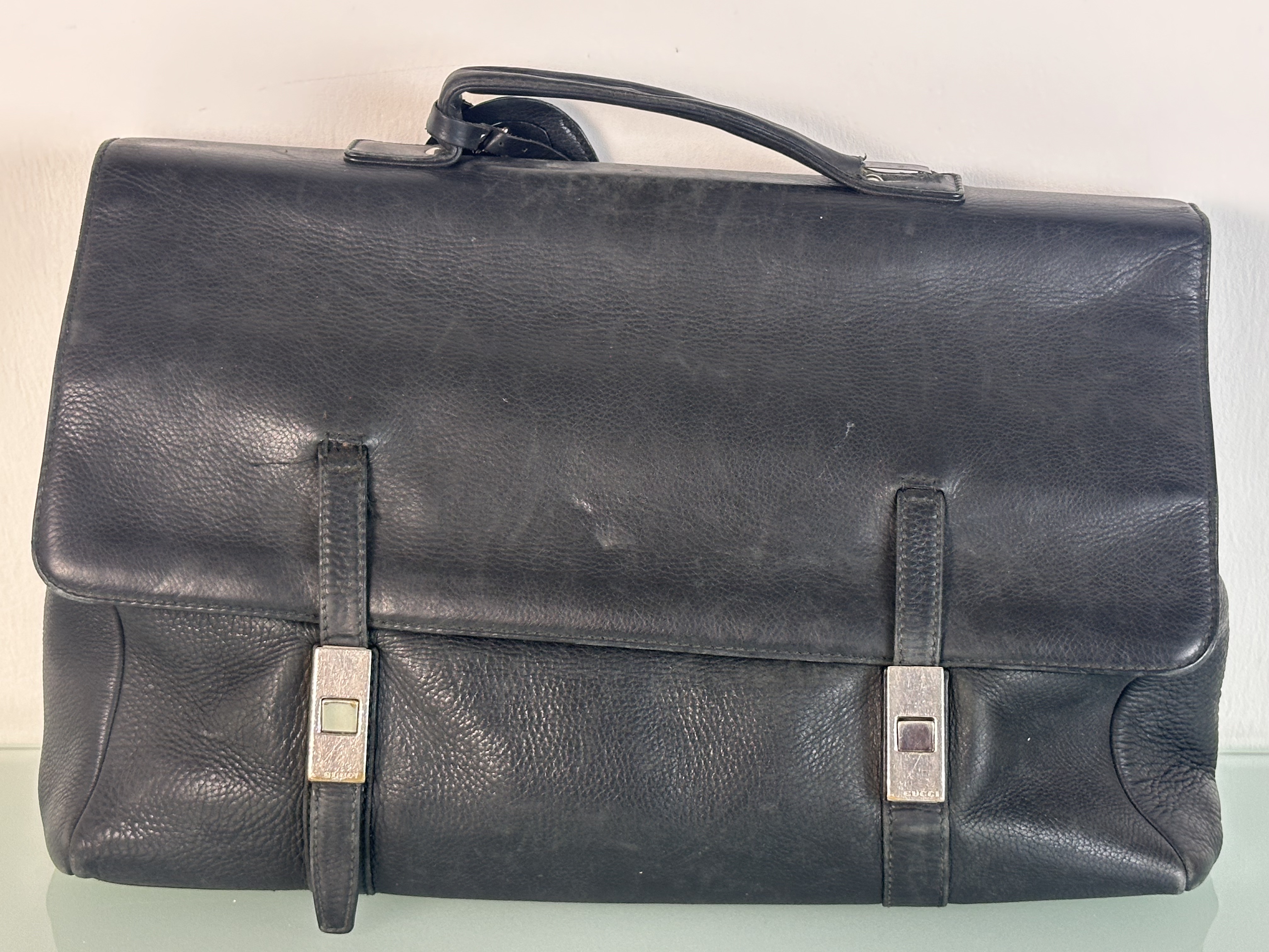  Gucci Aktentasche Businesstasche Leder Schwarz  42 x 31 cm Zustand siehe Fotos