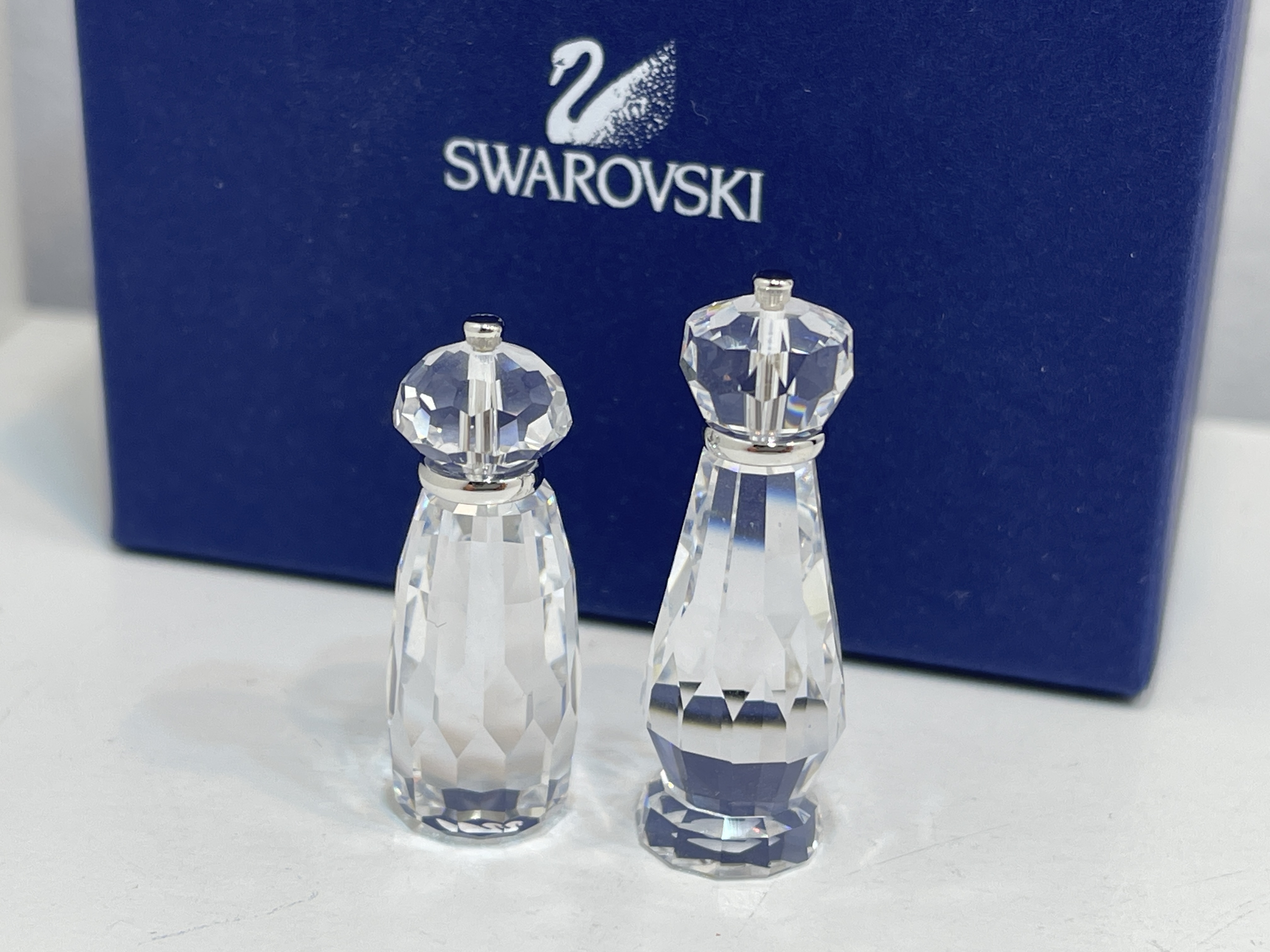 Swarovski Figur 665053 Salz & Pfeffer bis 3,5 cm. Kiste + Zertifikat Top Zustand 