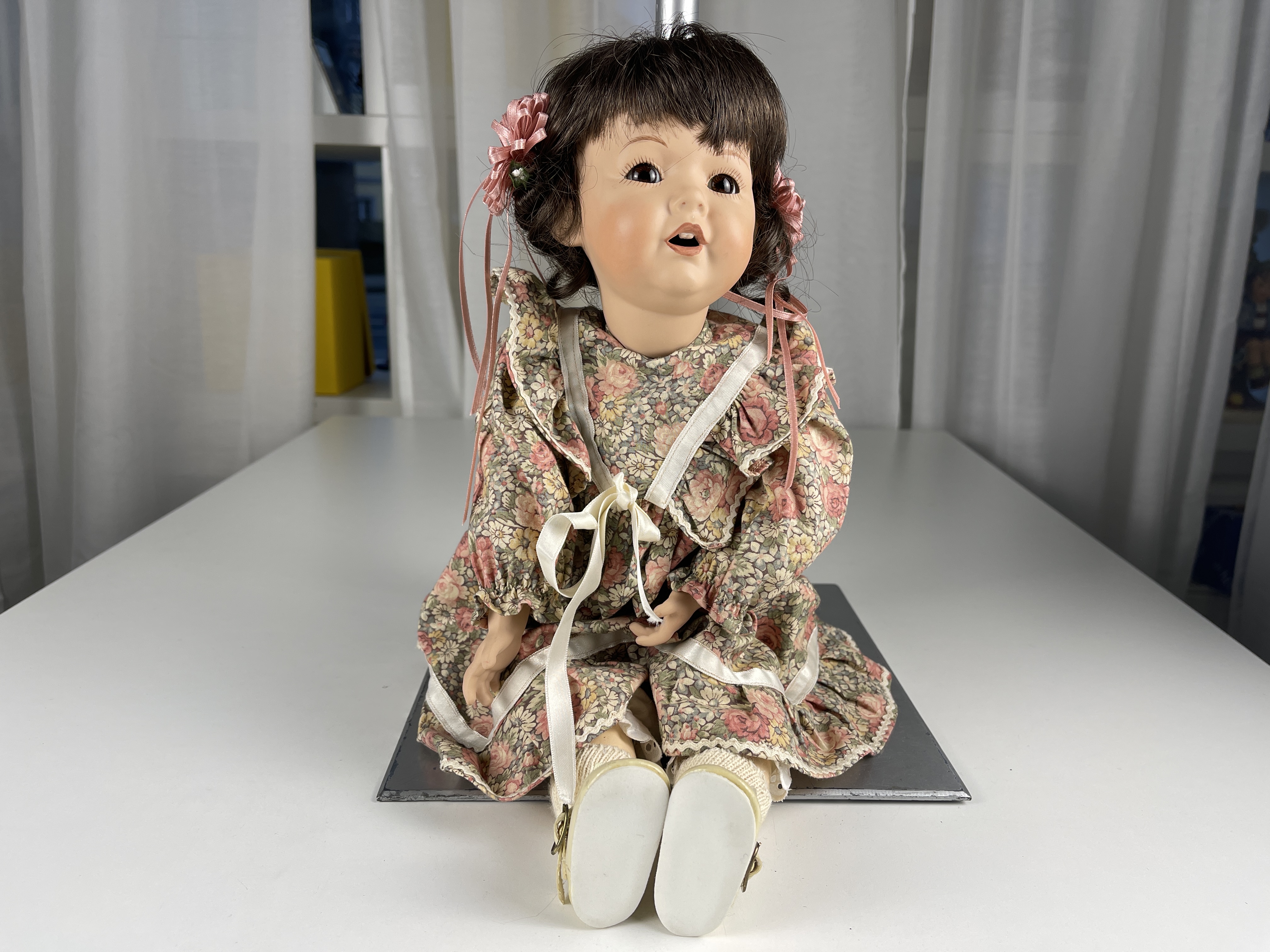 Alte Puppe Sammler Porzellankopf Puppe 47 cm. Top Zustand 