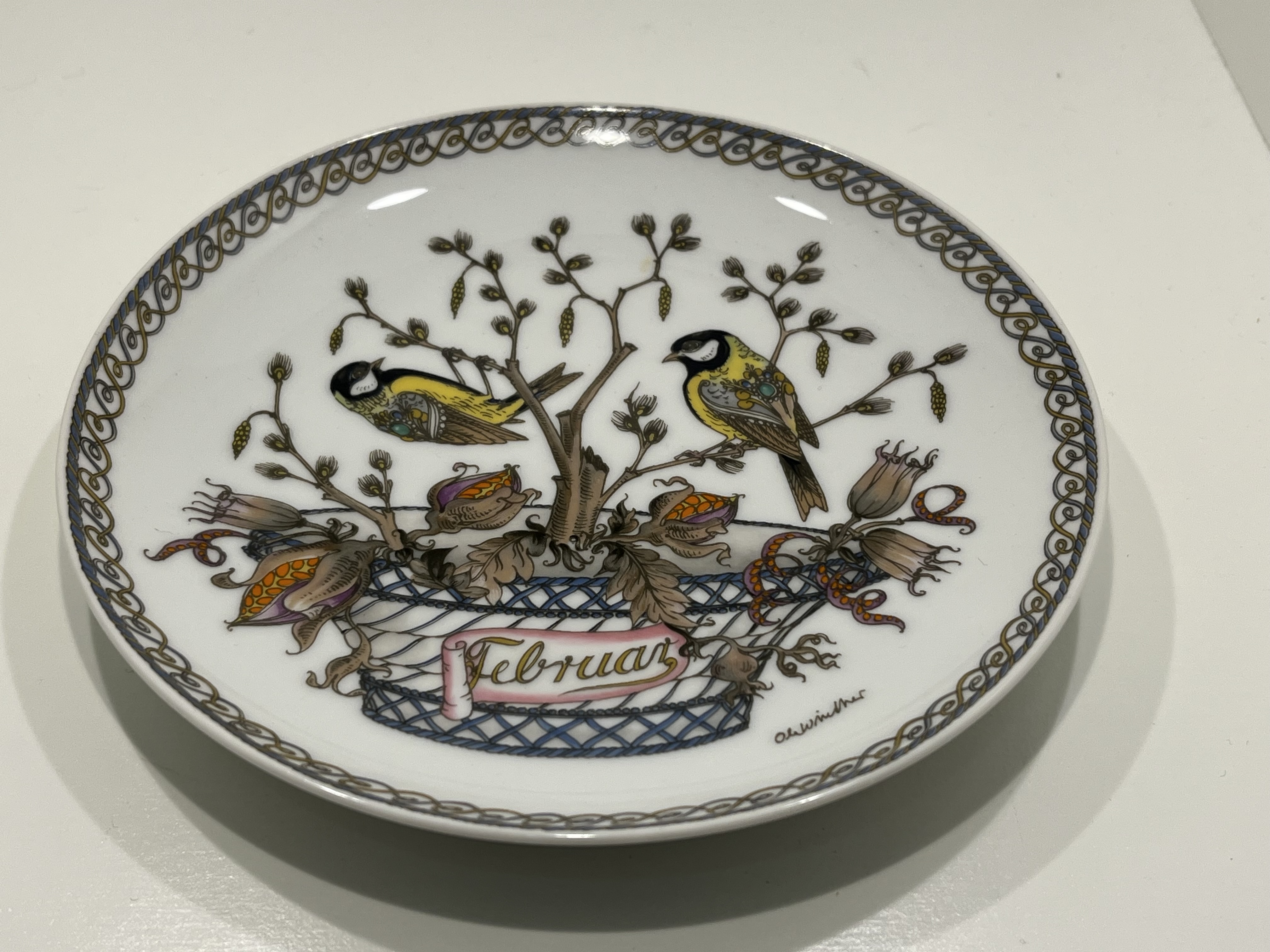 Sammlerteller Hutschenreuther Porzellan Februar 26 cm Ø. 1 Wahl Top Zustand   
