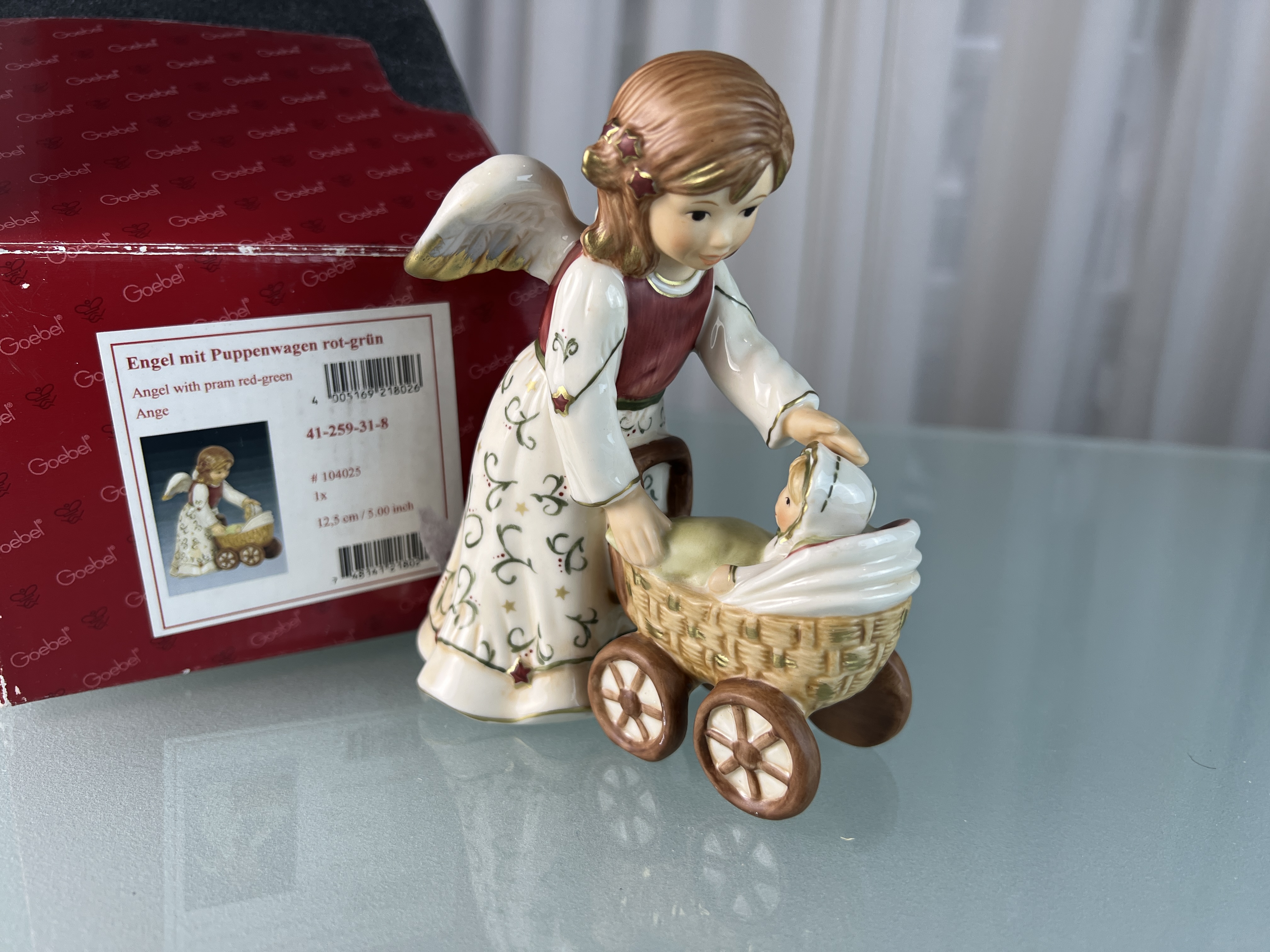 Goebel Figur Engel mit Puppenwagen 13,5 cm. Top Zustand 