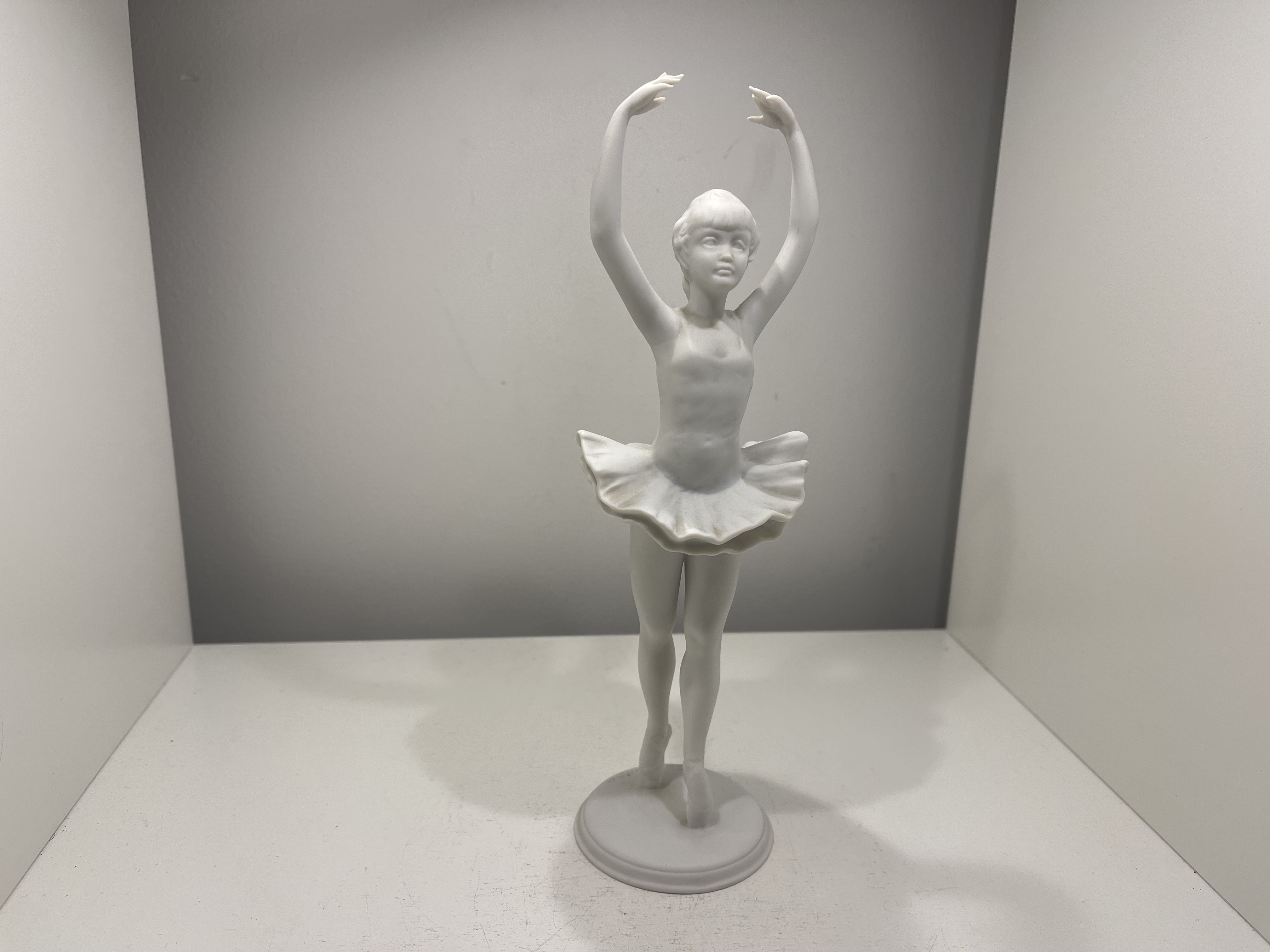 Kaiser Sammler Porzellan Figur 22 cm.  1 Wahl - Top Zustand    