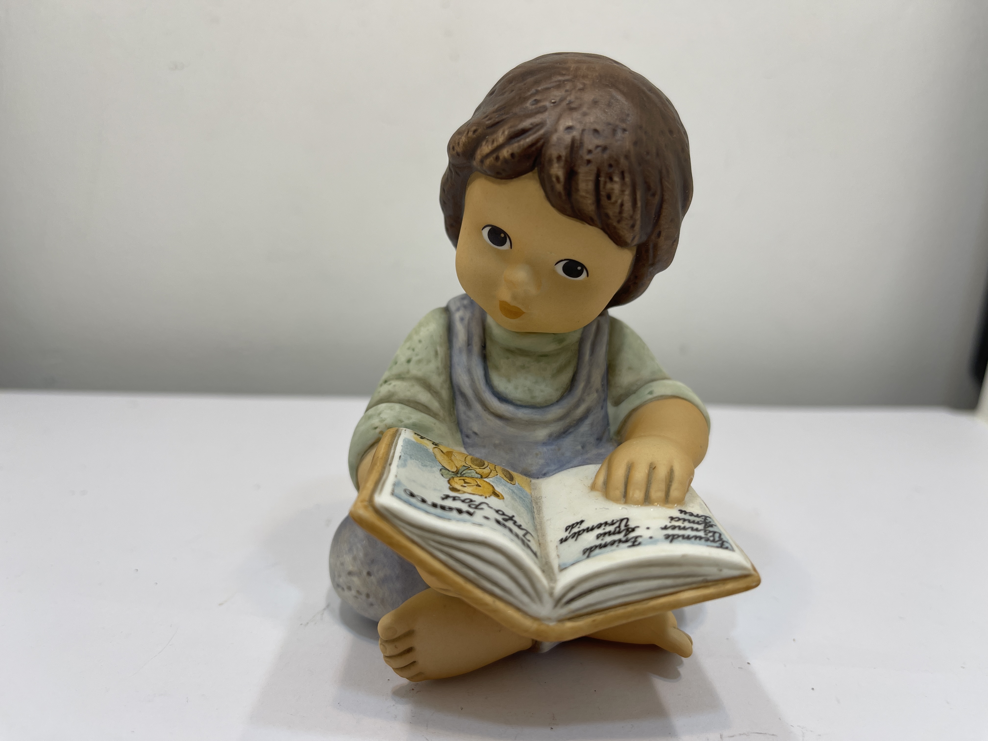  Goebel Figur Nina Marco 10 cm.- 1 Wahl. Zustand siehe Fotos