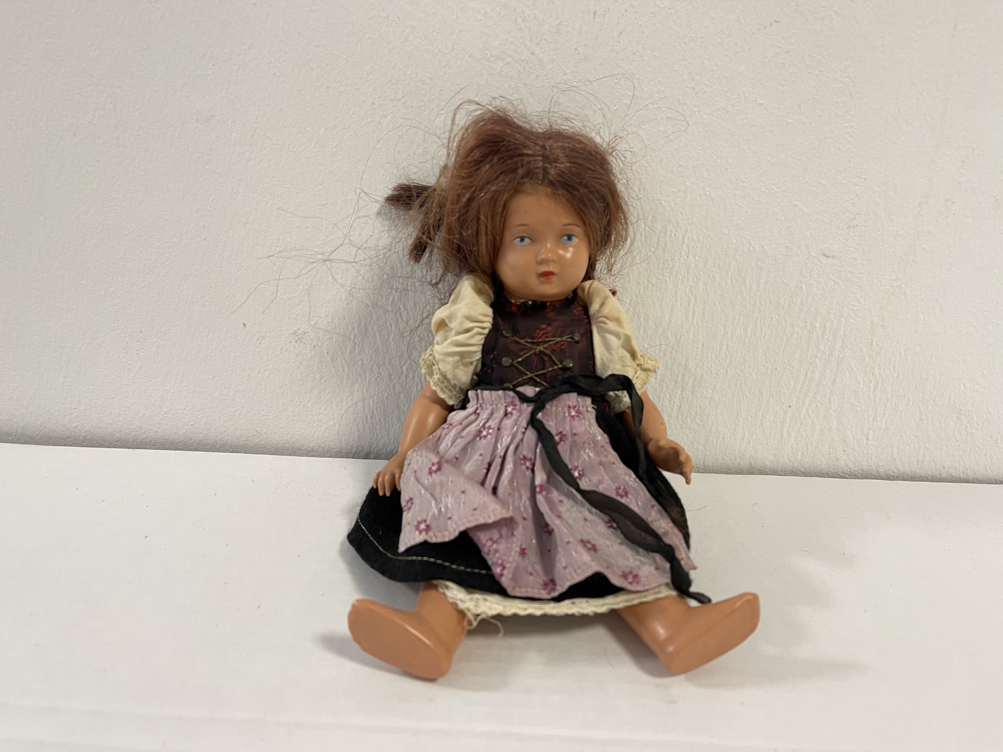 Künstler  Zelluloid Puppe 24 cm Zustand siehe Fotos  