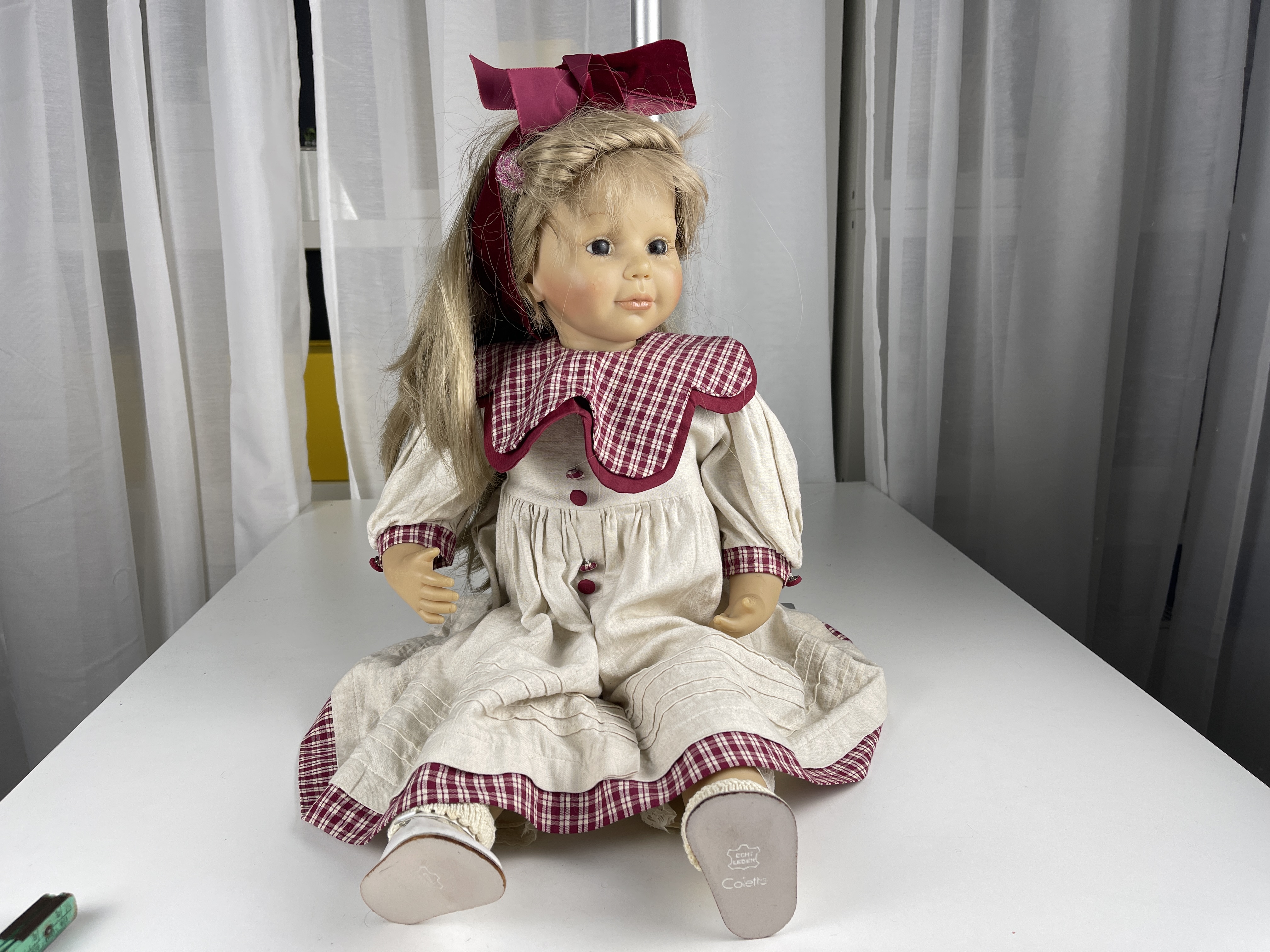 Künstlerpuppe Brigitte Leman Vinyl Puppe 60 cm. Zustand siehe Fotos 