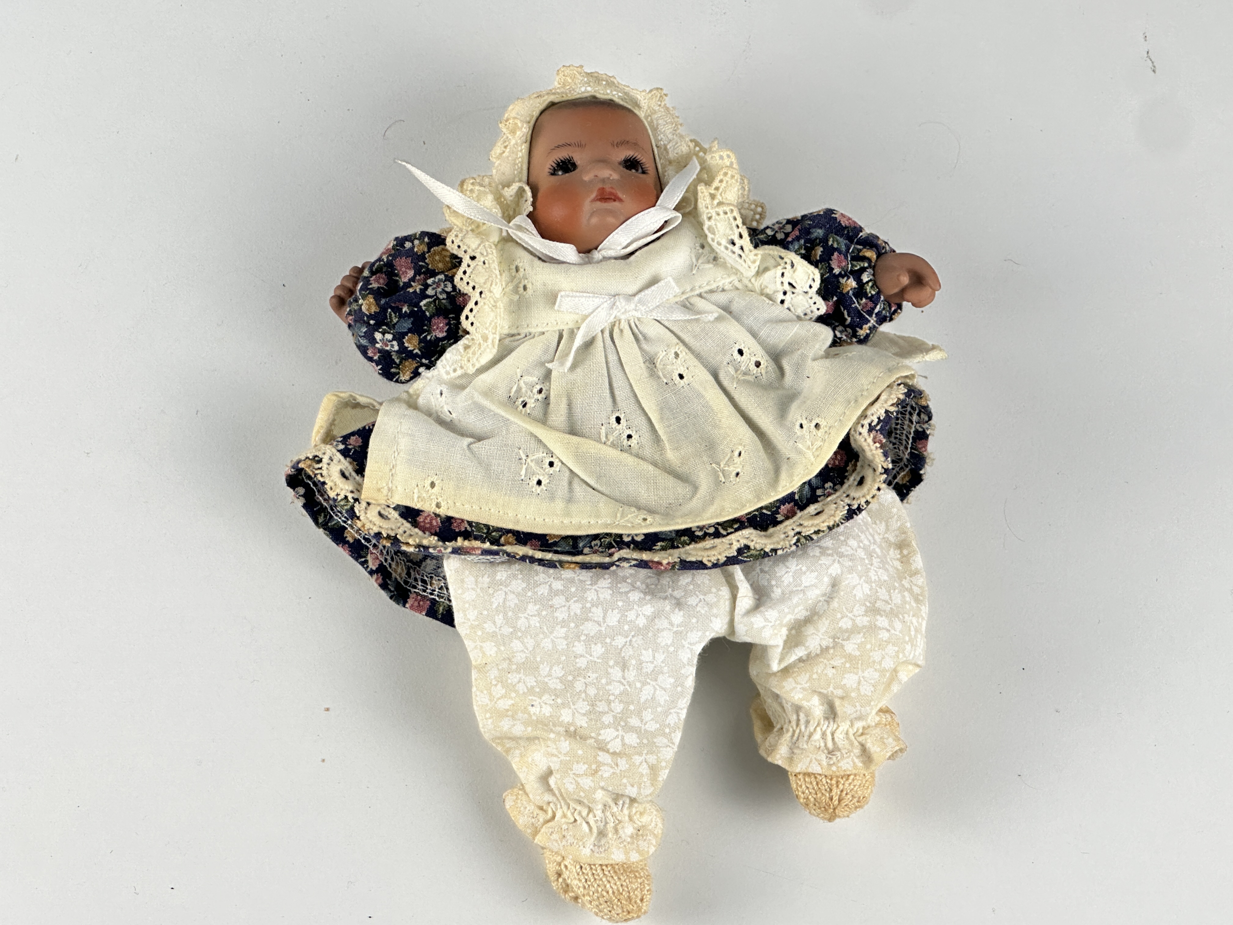 Künstlerpuppe Porzellan Sammler Puppe 18 cm Zustand Siehe Fotos