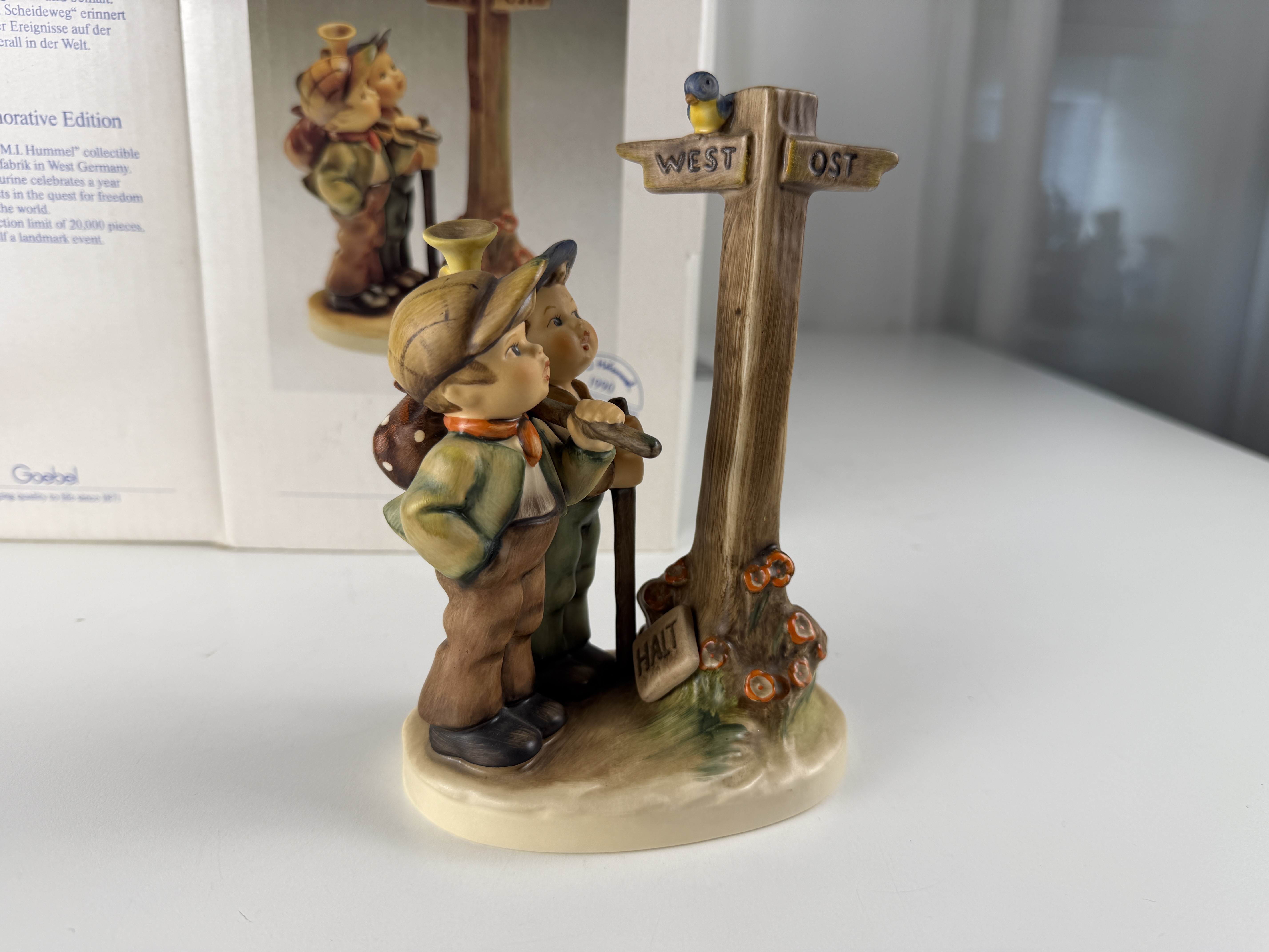 Hummel Figur 331 Am Scheideweg 17 cm. 1 Wahl. Top Zustand