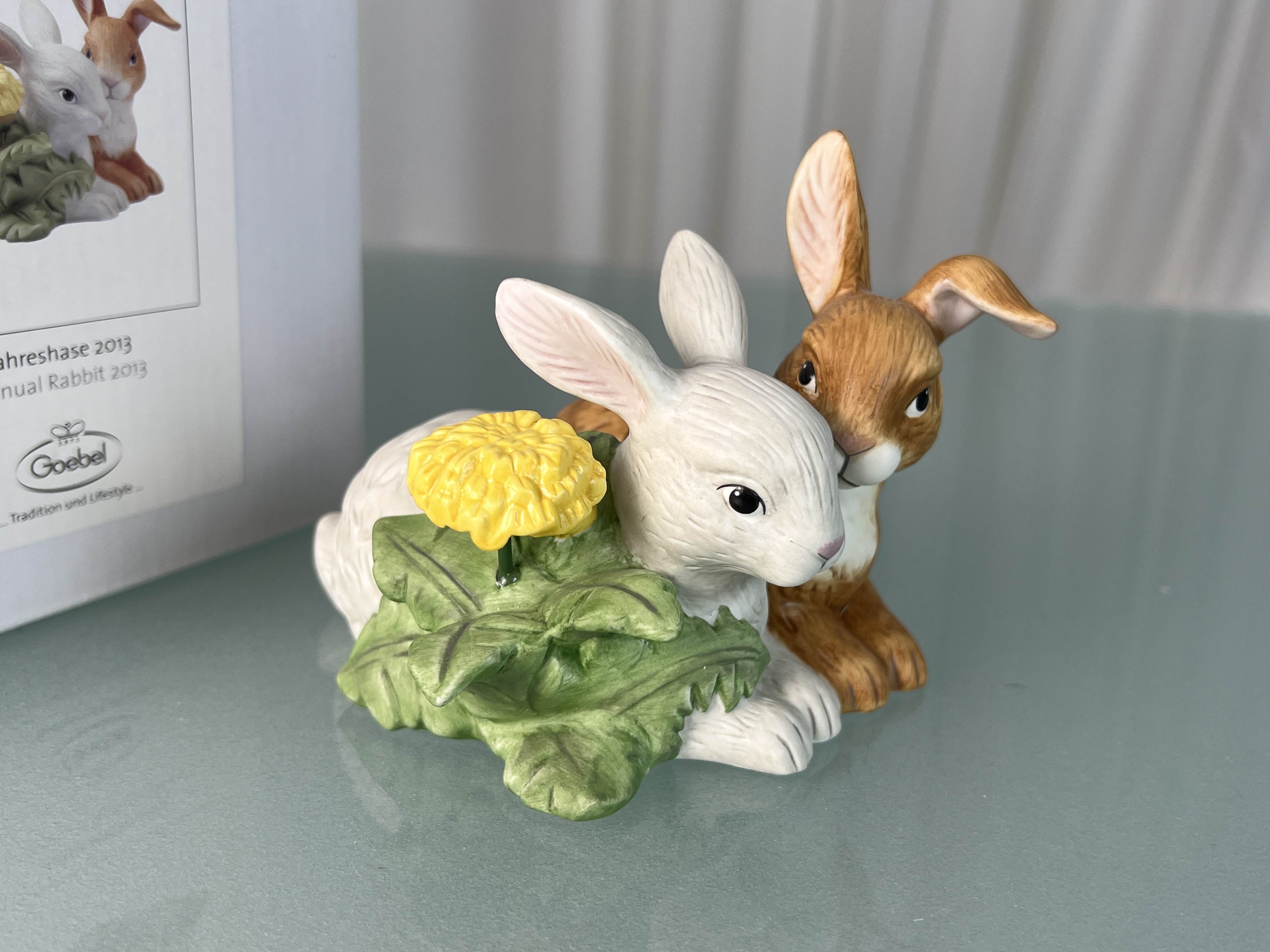  Goebel Figur 2013 Jahreshase 9,5 cm - 1 Wahl. Ovp - Top Zustand  