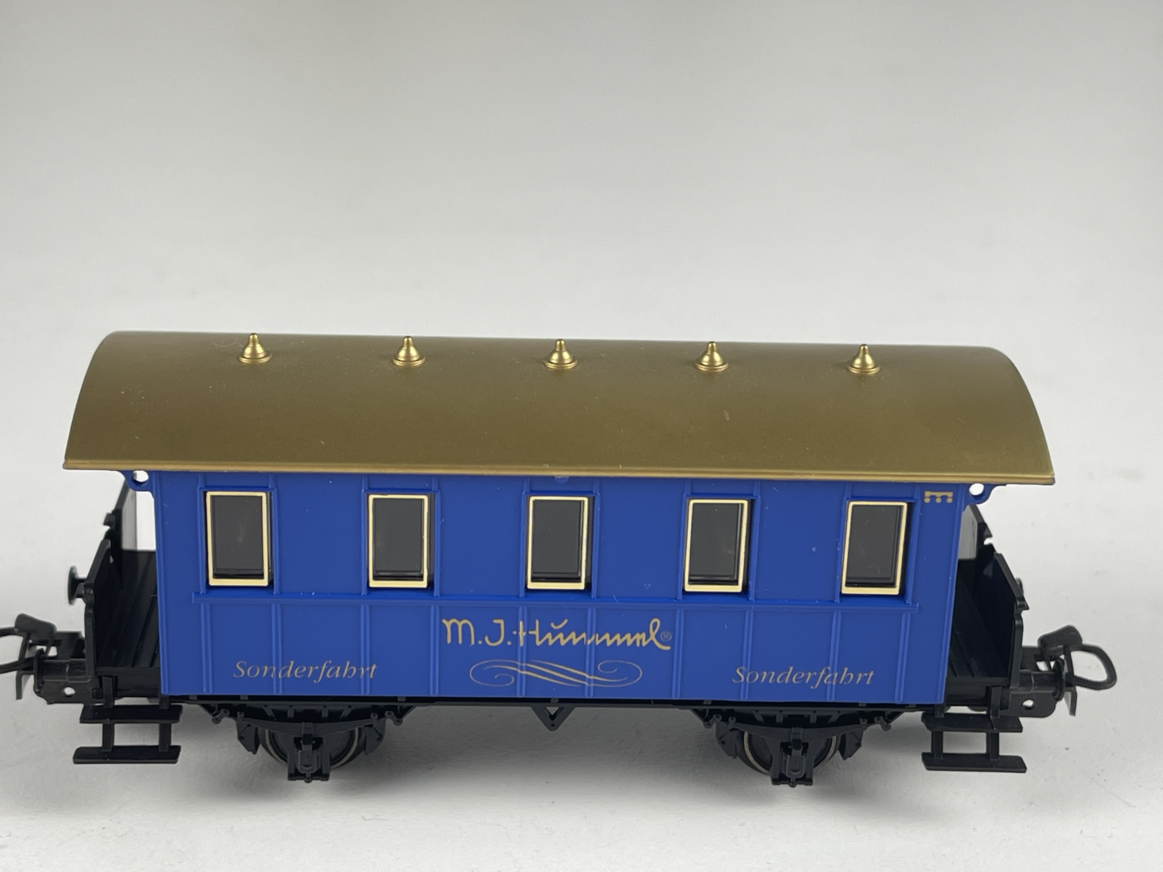 Hummel x Märklin Sammler Figur Zug Wagon 14 x 7 x 5 cm. Zustand siehe Fotos  