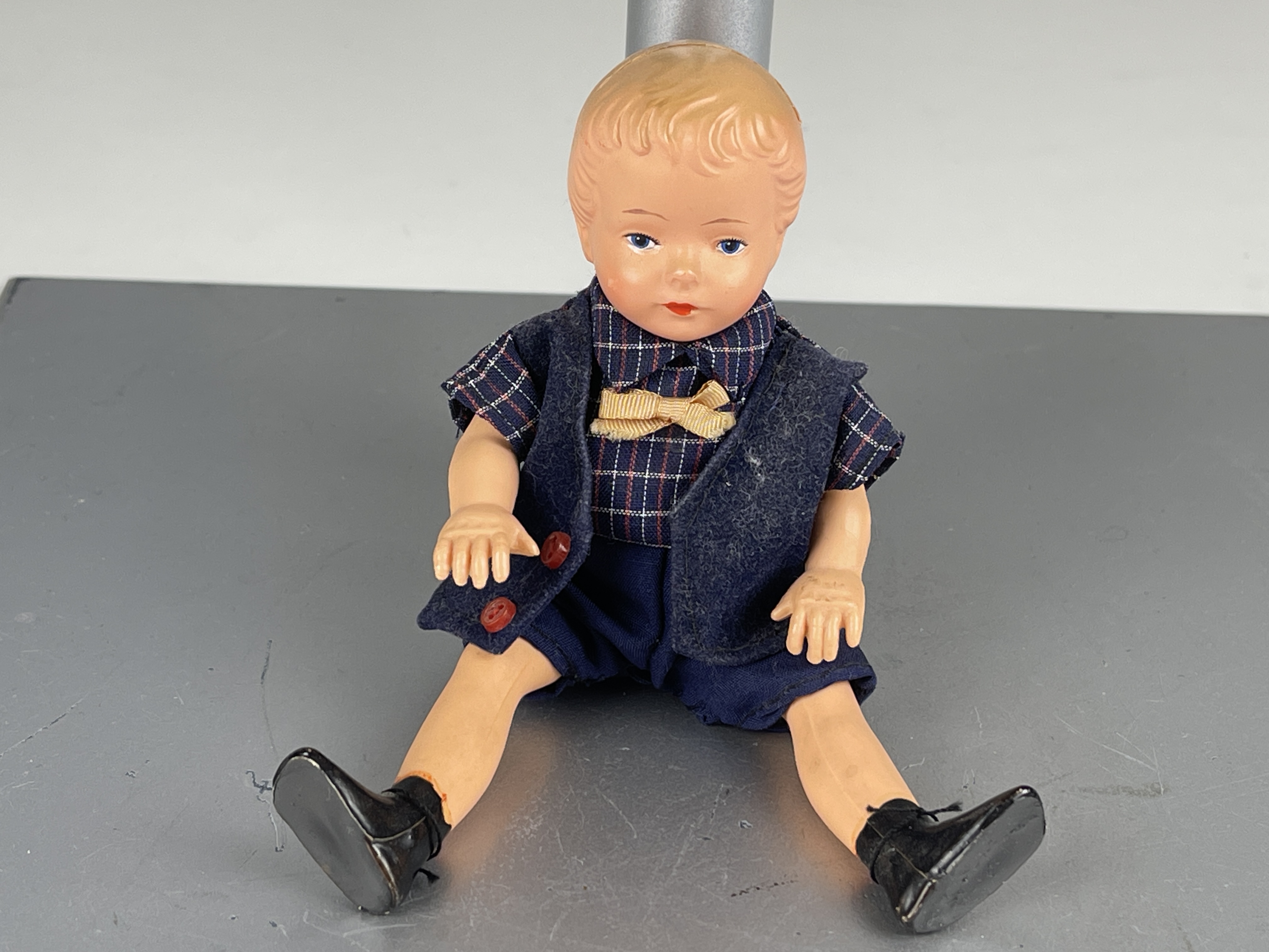 Sammler  Zelluloid Puppe 16 cm Zustand siehe Fotos