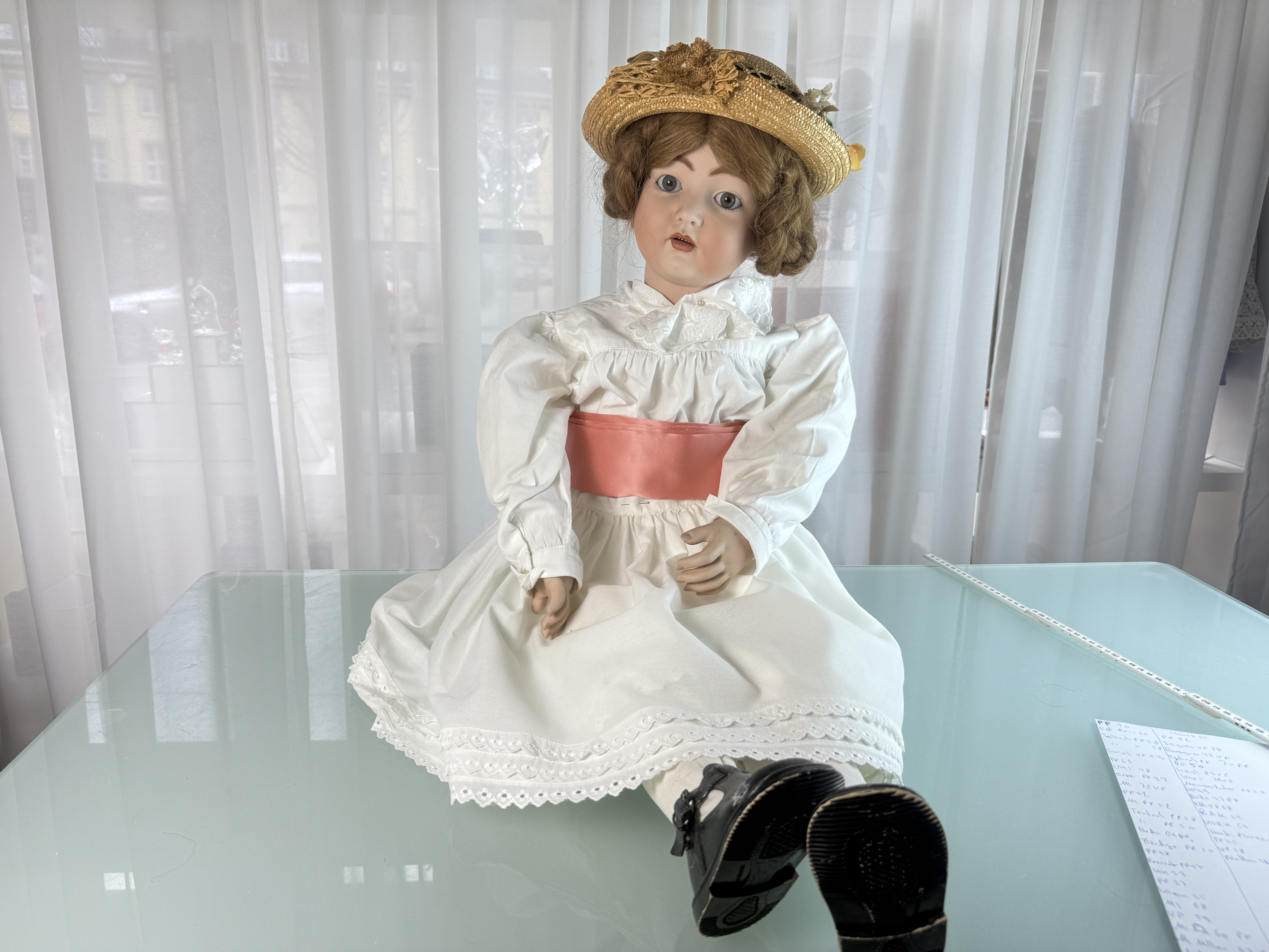 Künstlerpuppe Alte Puppe Porzellankopf 93 cm. Zustand siehe  